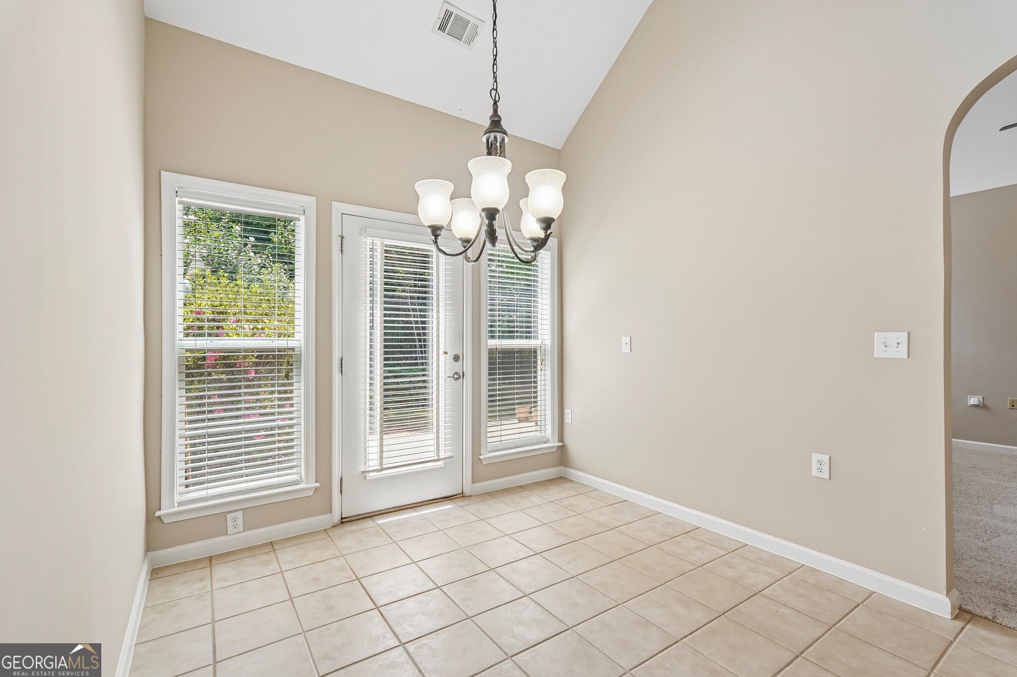 428 Brookes Walk Property Photo 13