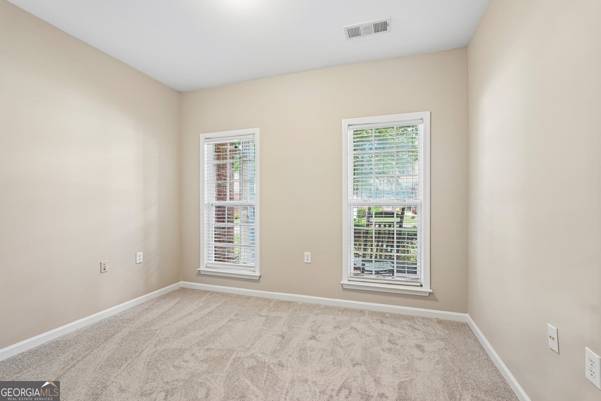 428 Brookes Walk Property Photo 29