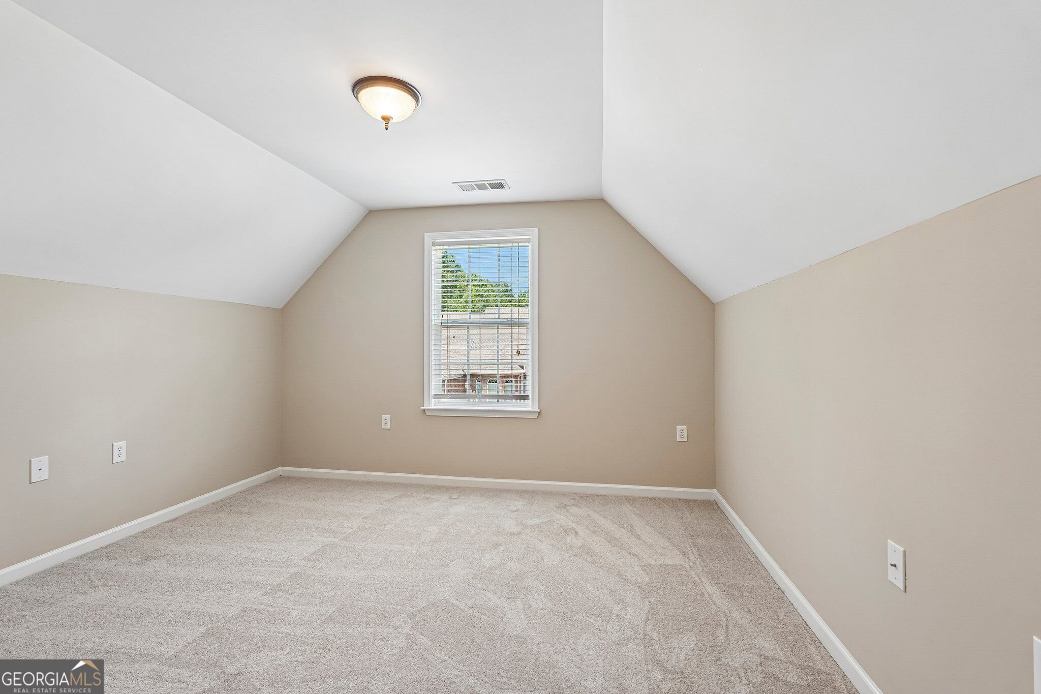 428 Brookes Walk Property Photo 43