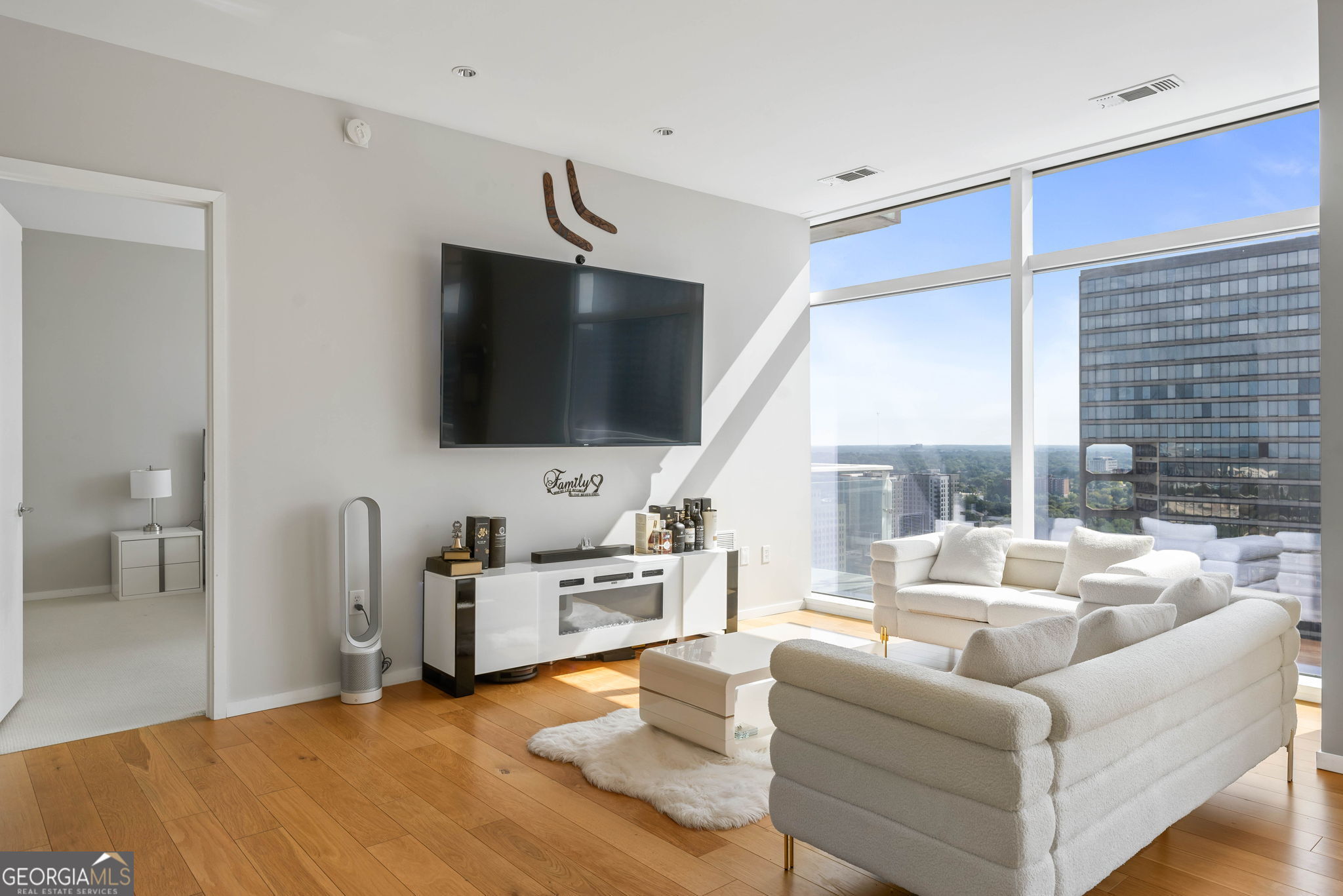 45 Ivan Allen Jr Boulevard Nw # 2501 Property Photo 6