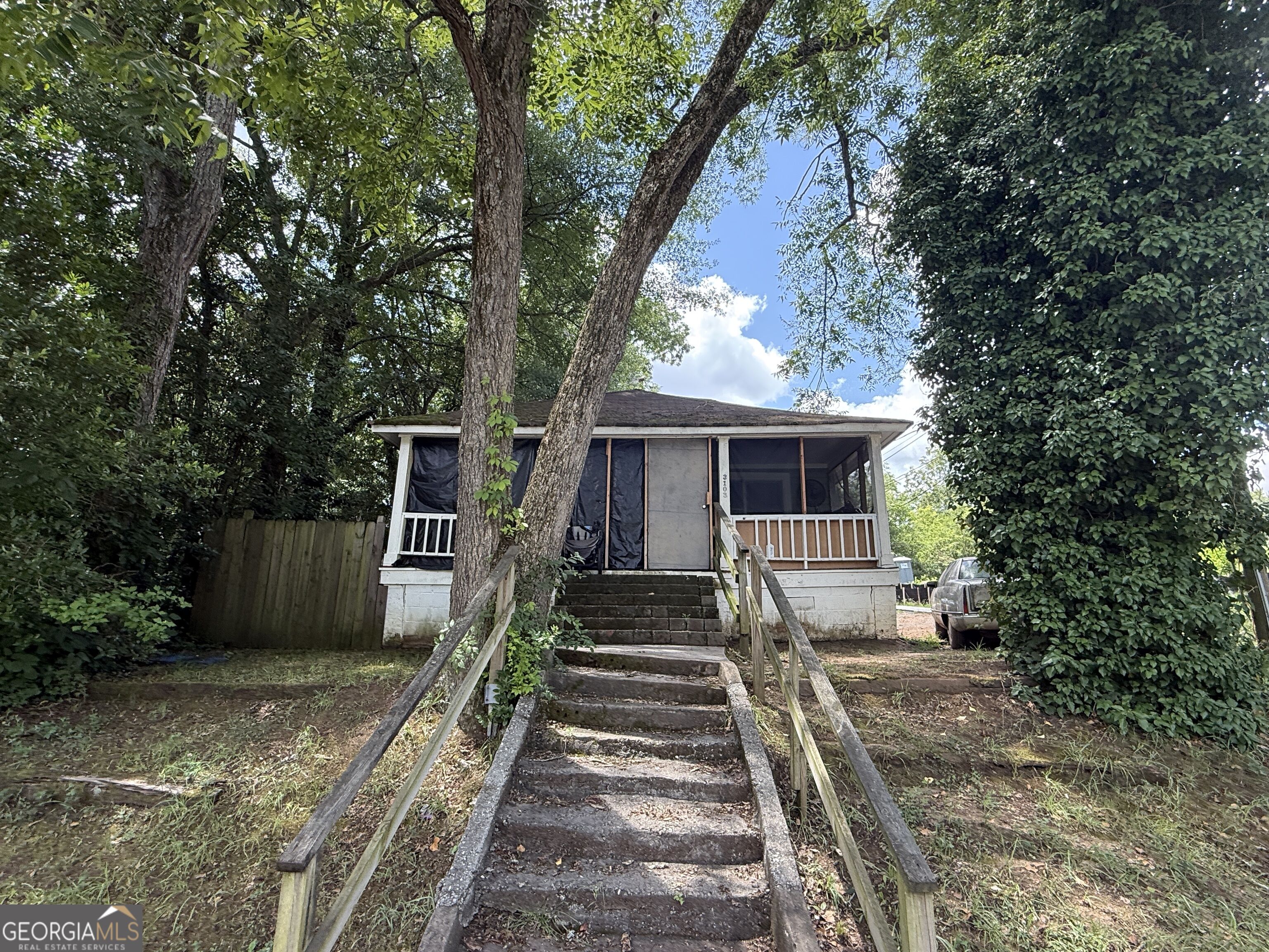 3103 Clark Street Sw Property Photo 1
