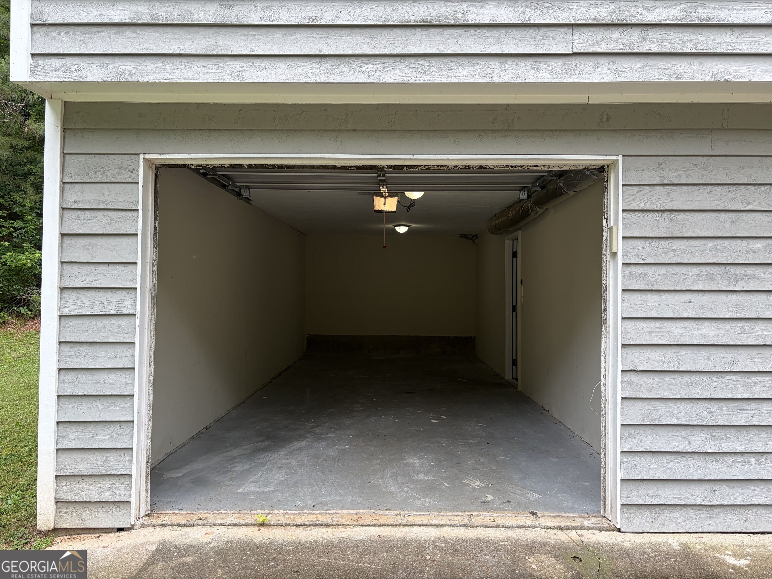 99 Wilson Circle Property Photo 3