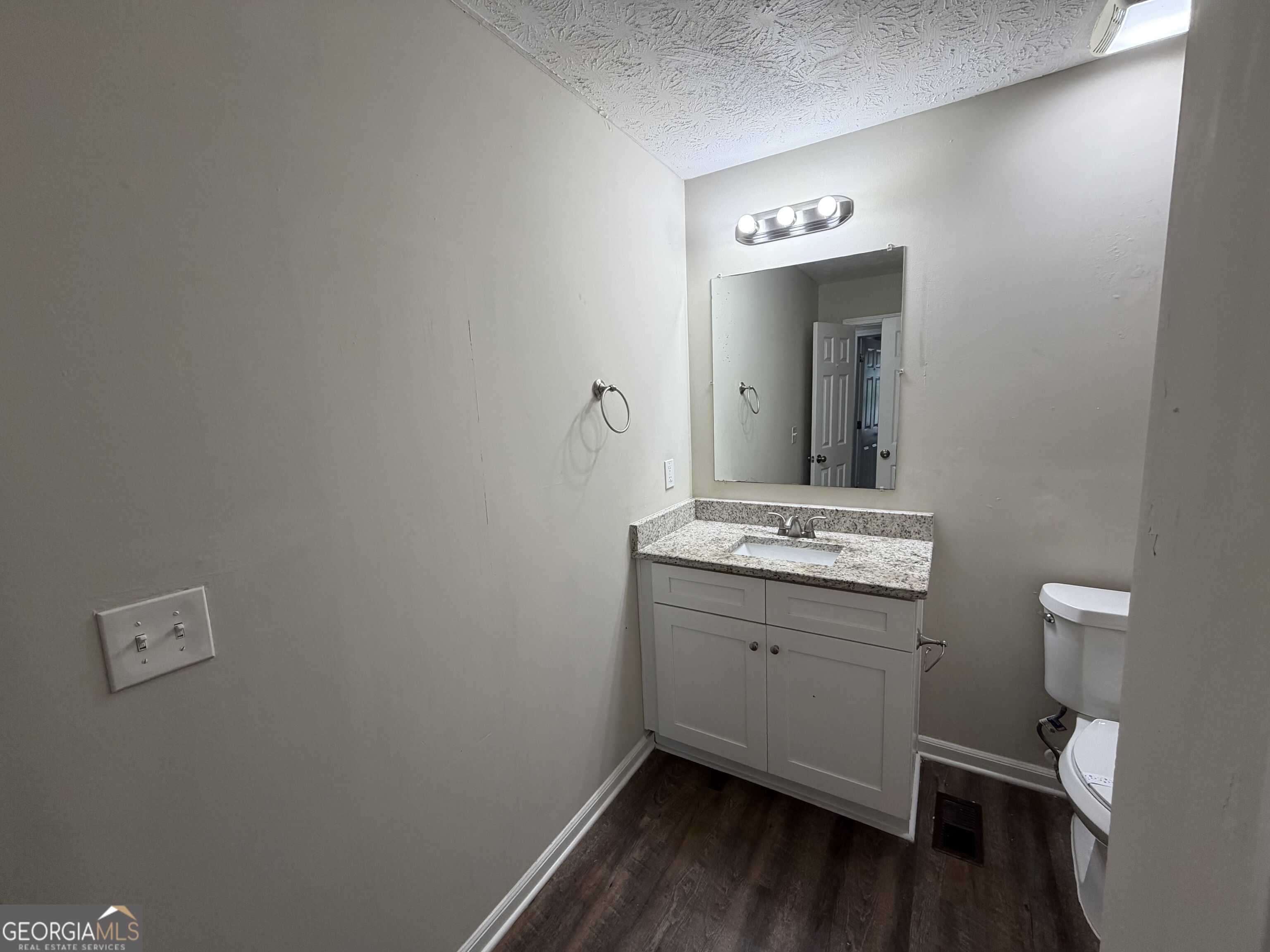 99 Wilson Circle Property Photo 12