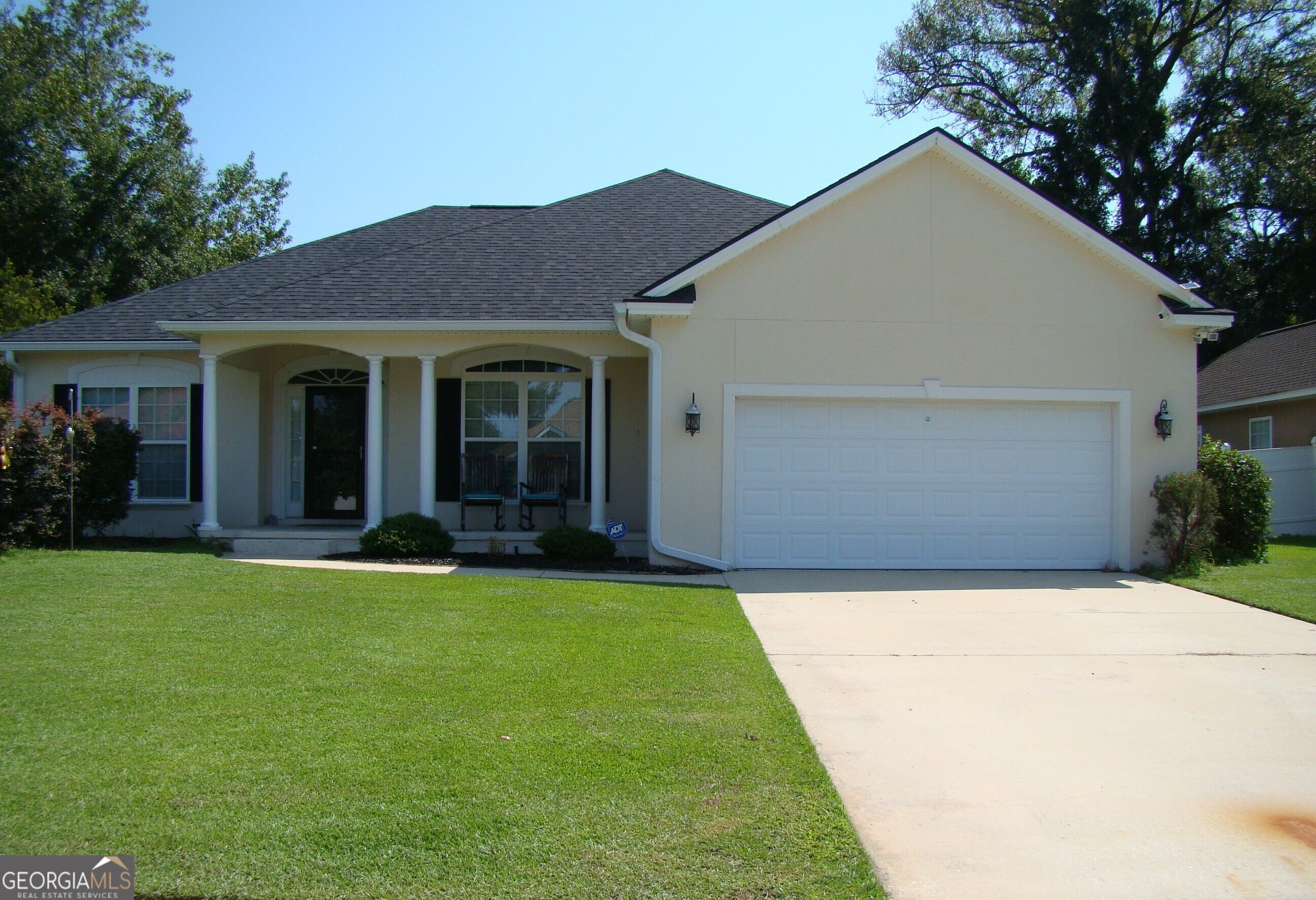 219 Wellington Place Property Photo 1
