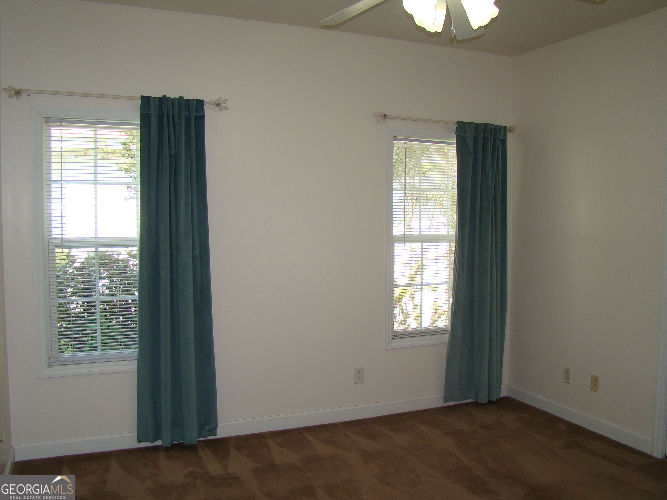 219 Wellington Place Property Photo 22