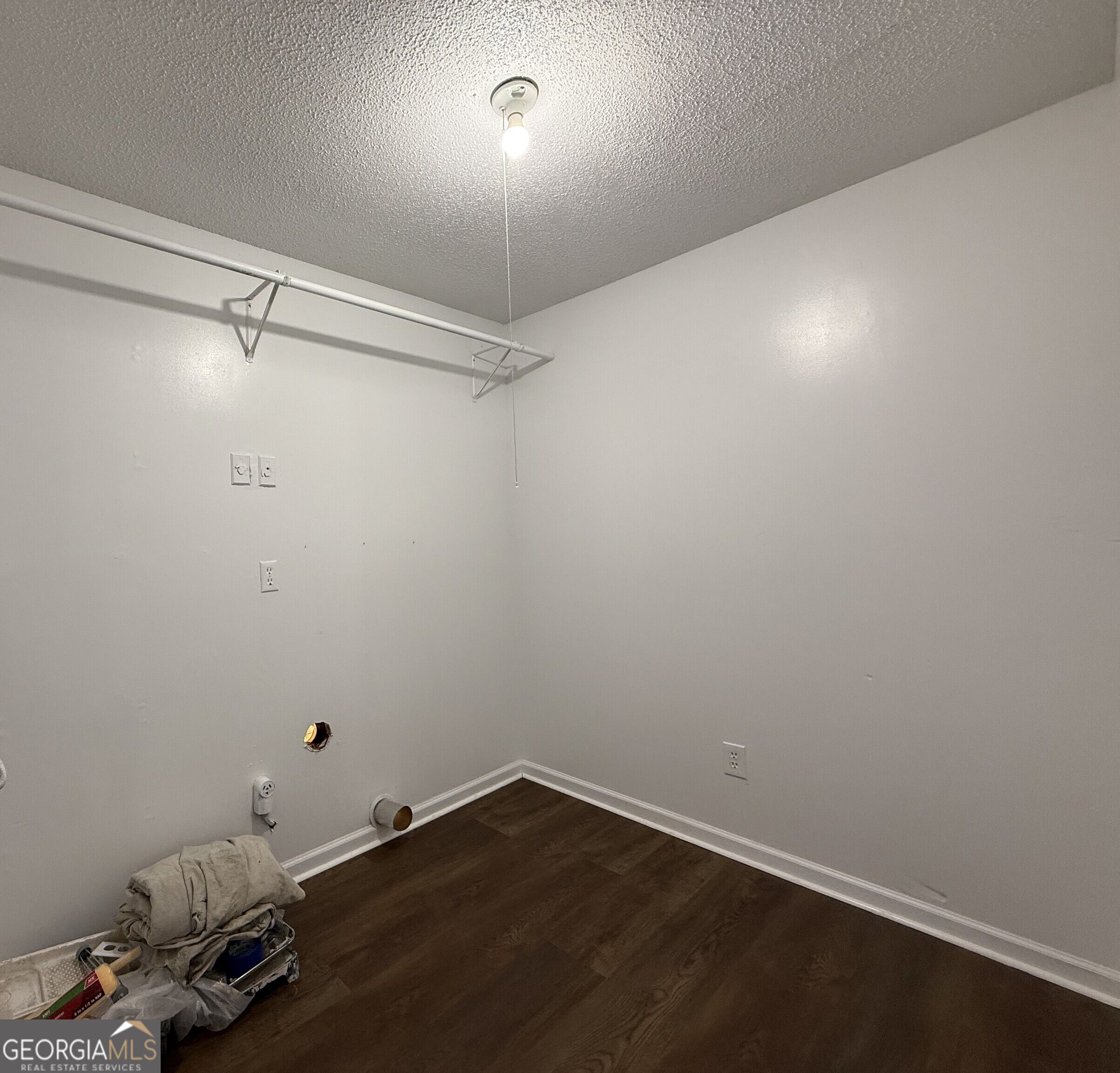 818 Ridge Avenue Property Photo 15