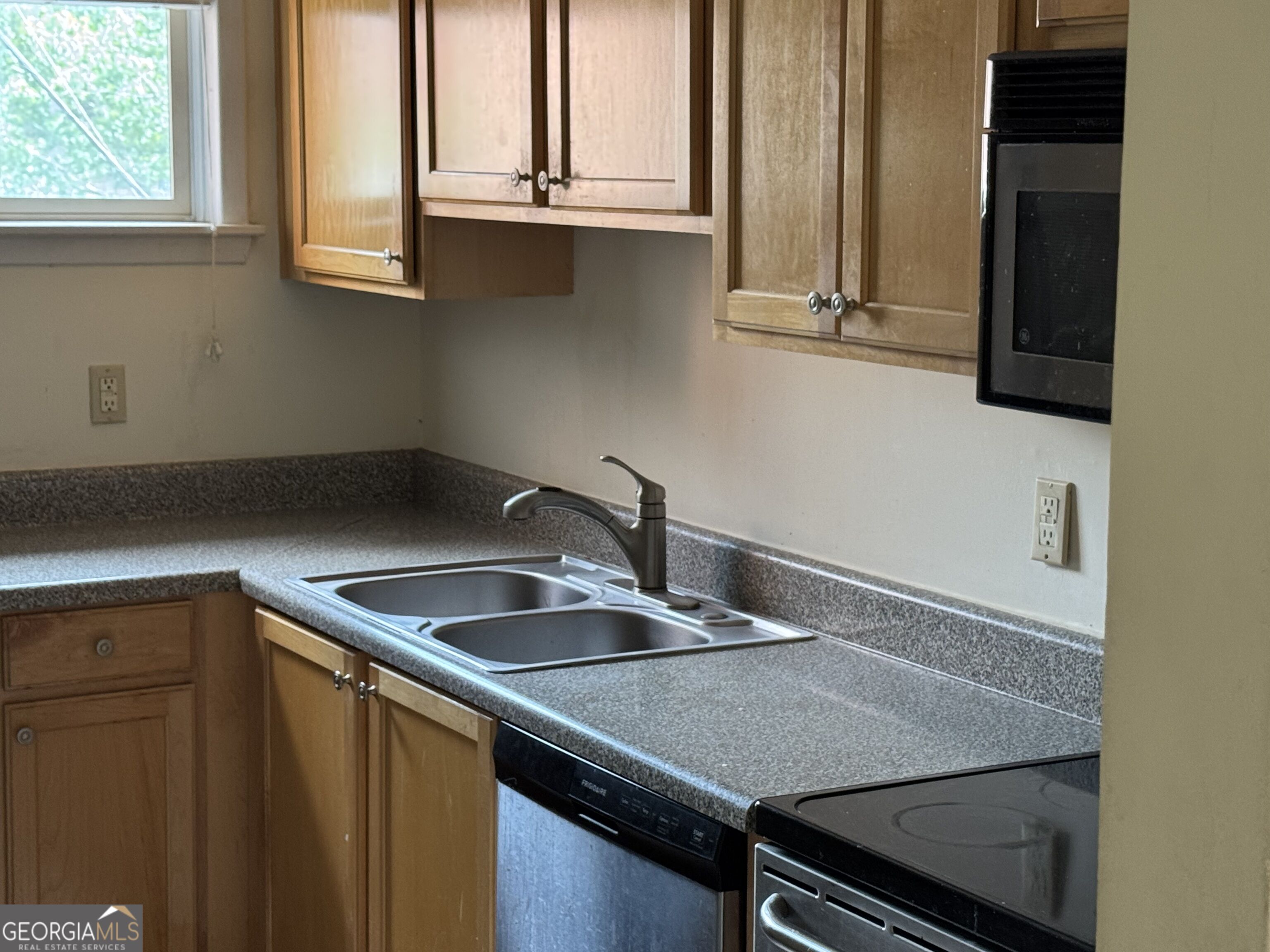 250 Little Street # B209 Property Photo 6