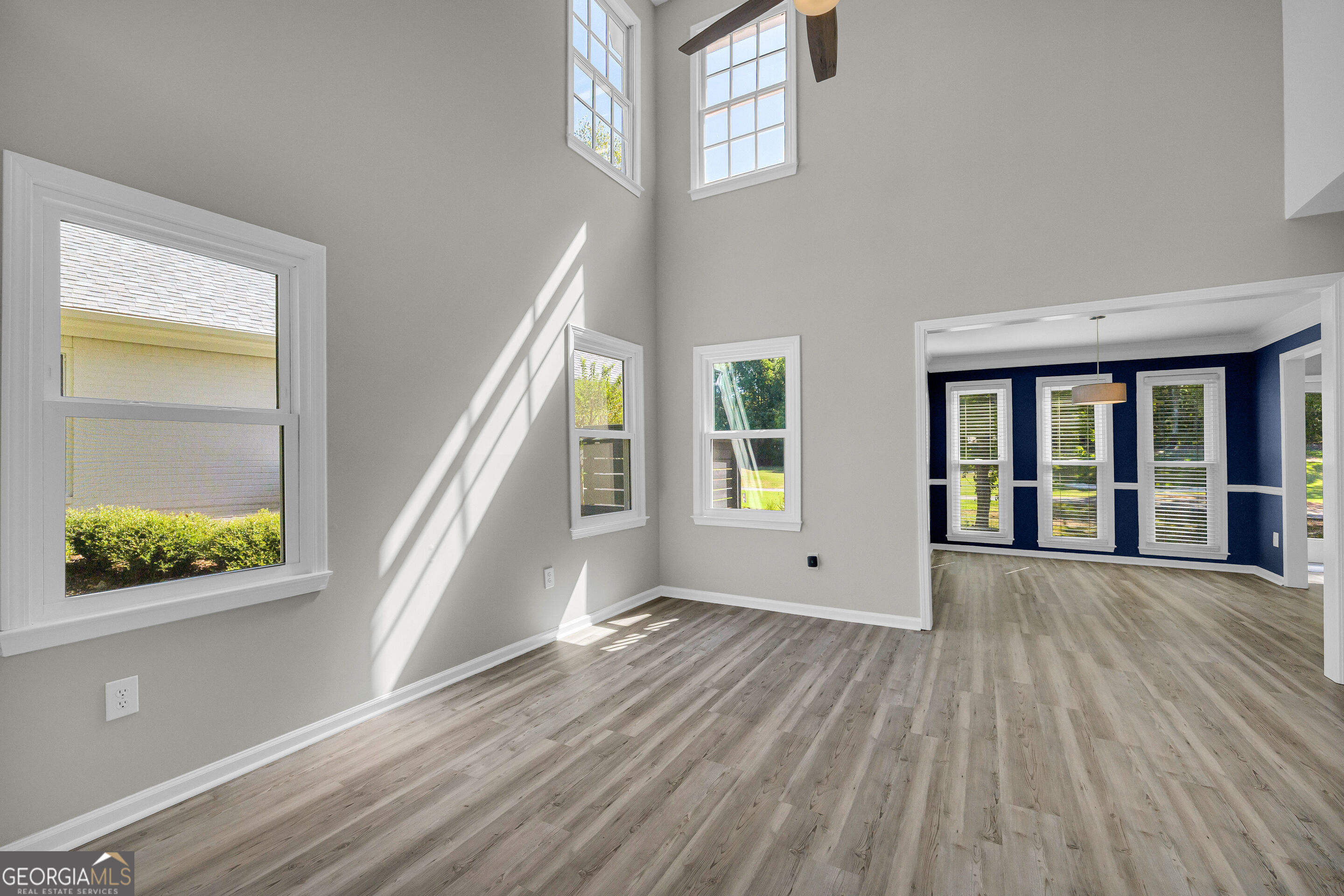 165 Cambridge Drive Property Photo 10