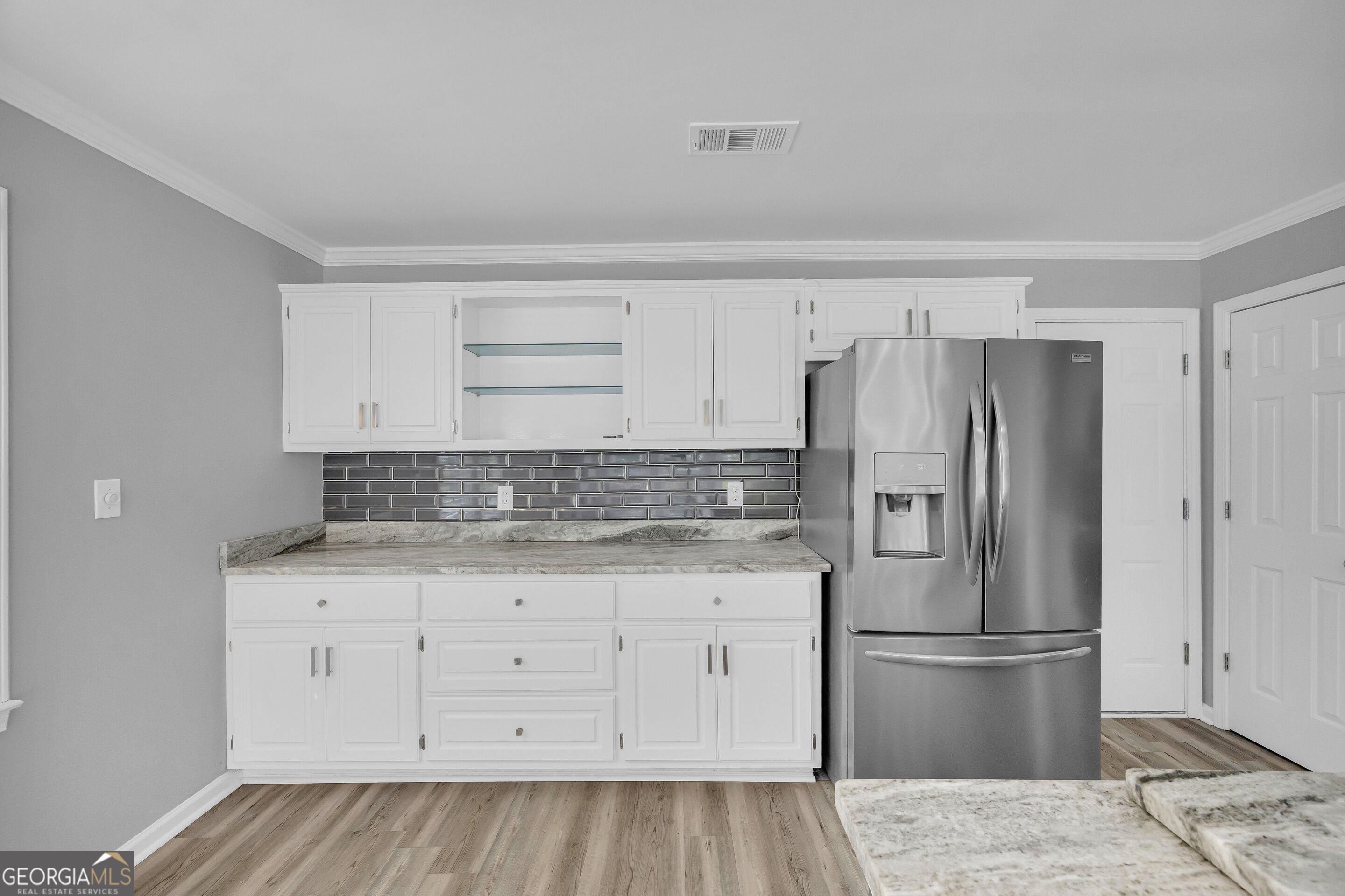 165 Cambridge Drive Property Photo 23