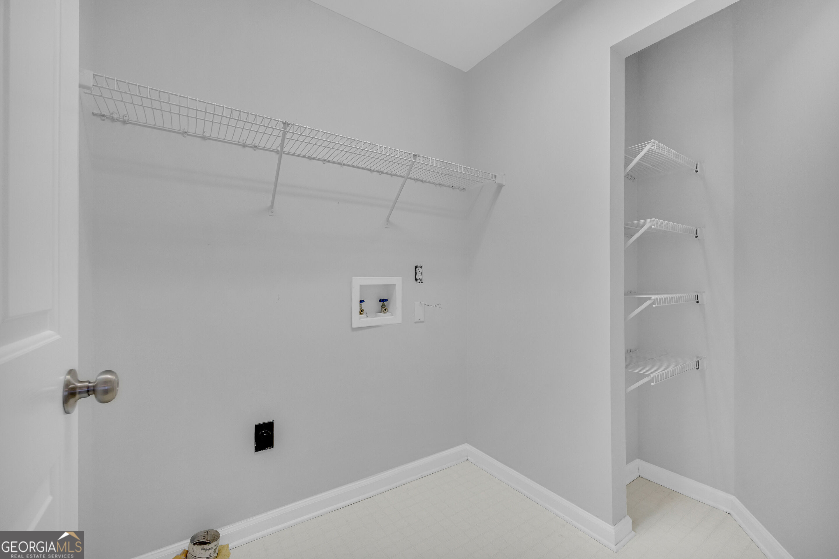 165 Cambridge Drive Property Photo 43