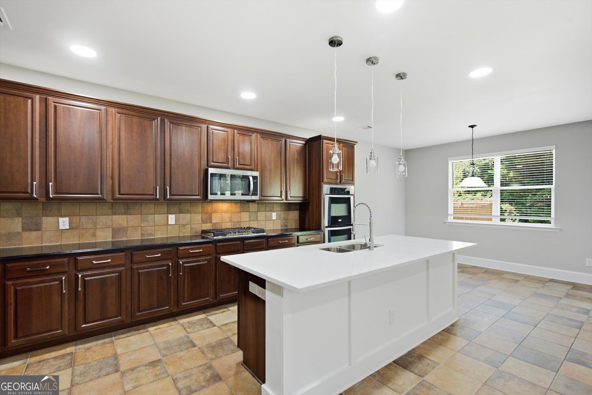 1203 Lanier Springs Drive Property Photo 5