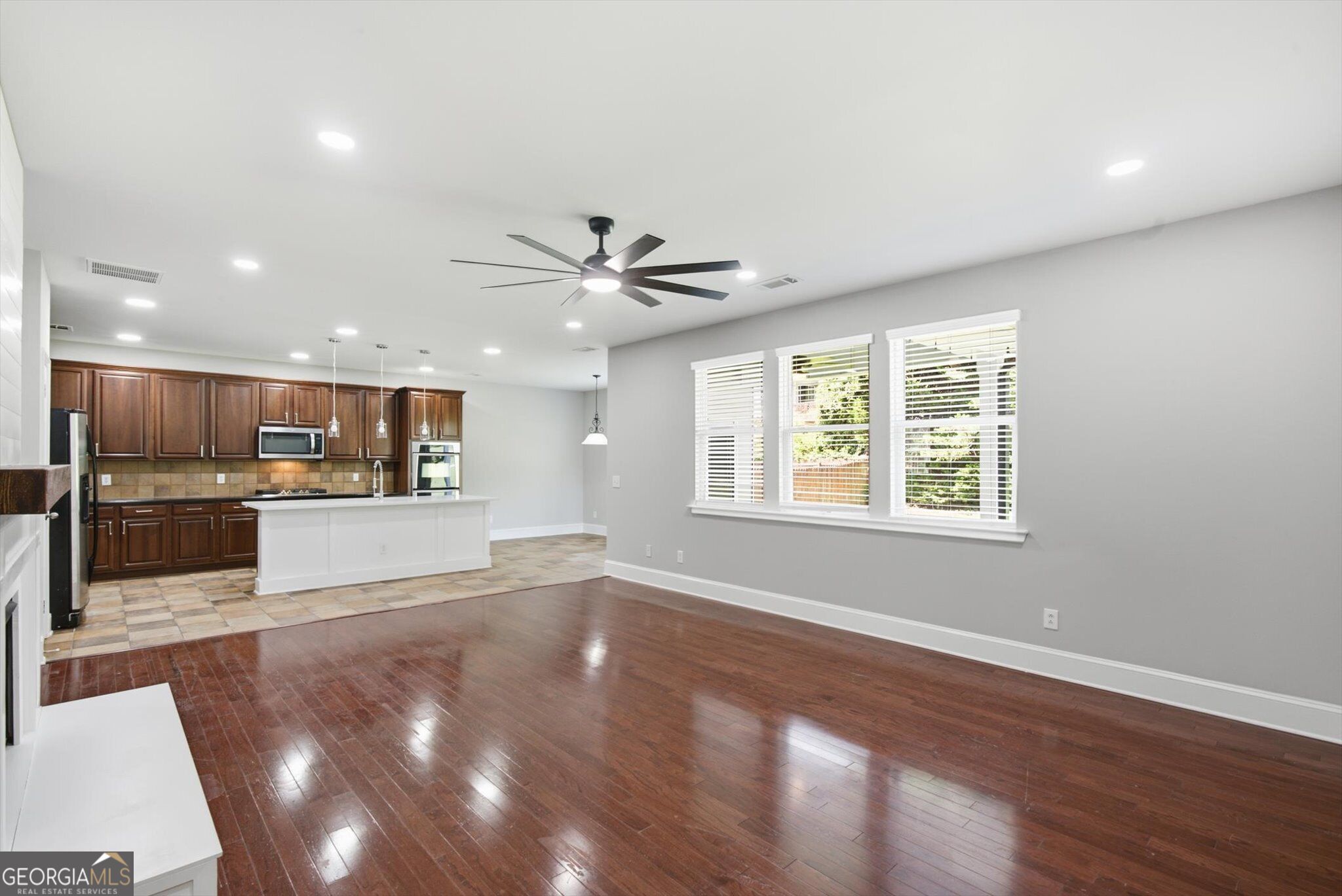 1203 Lanier Springs Drive Property Photo 11