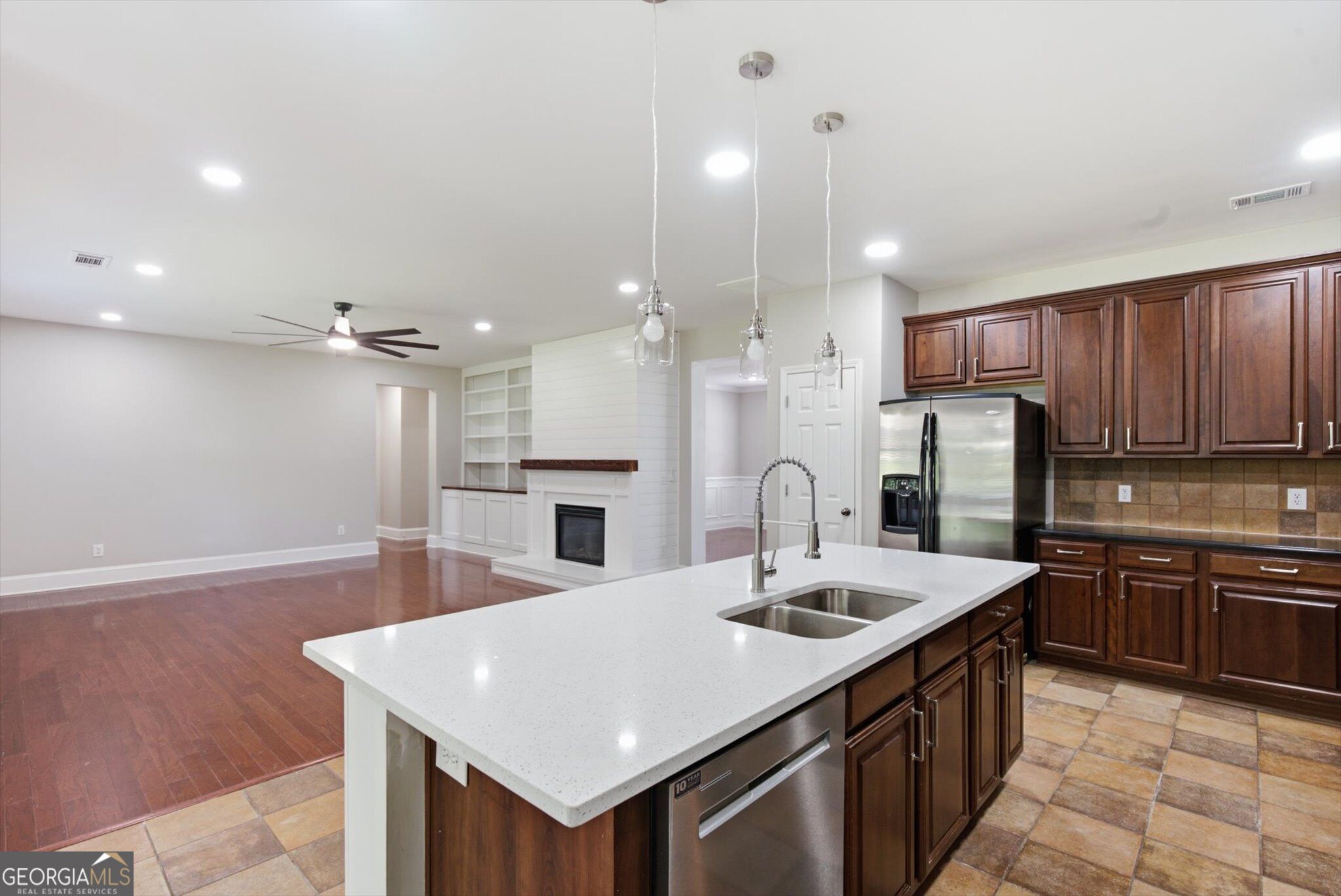 1203 Lanier Springs Drive Property Photo 12
