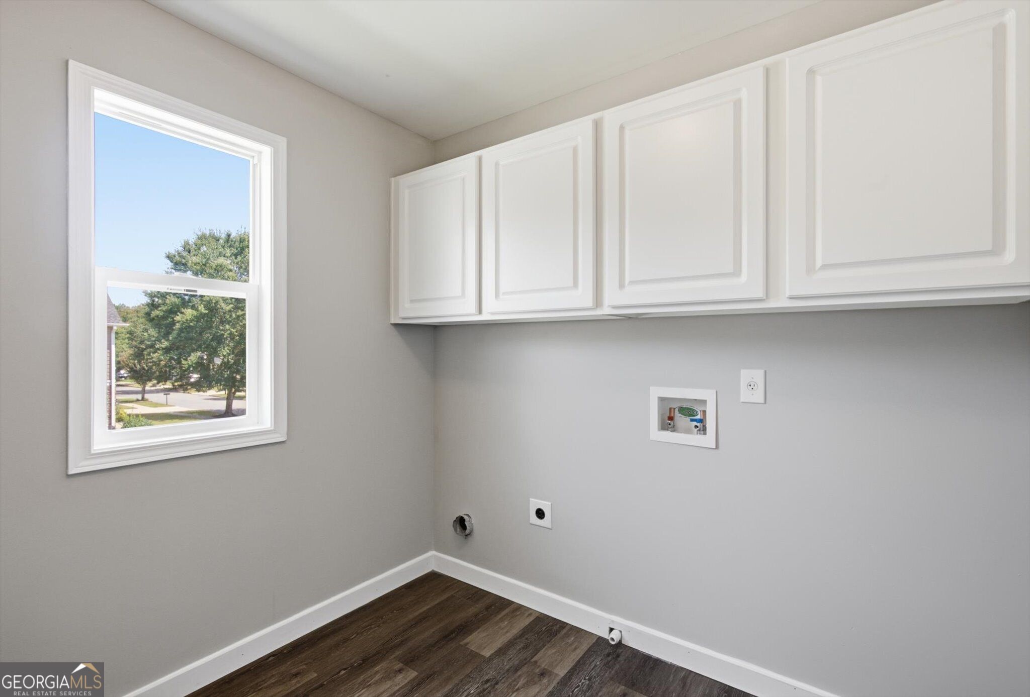 1203 Lanier Springs Drive Property Photo 31