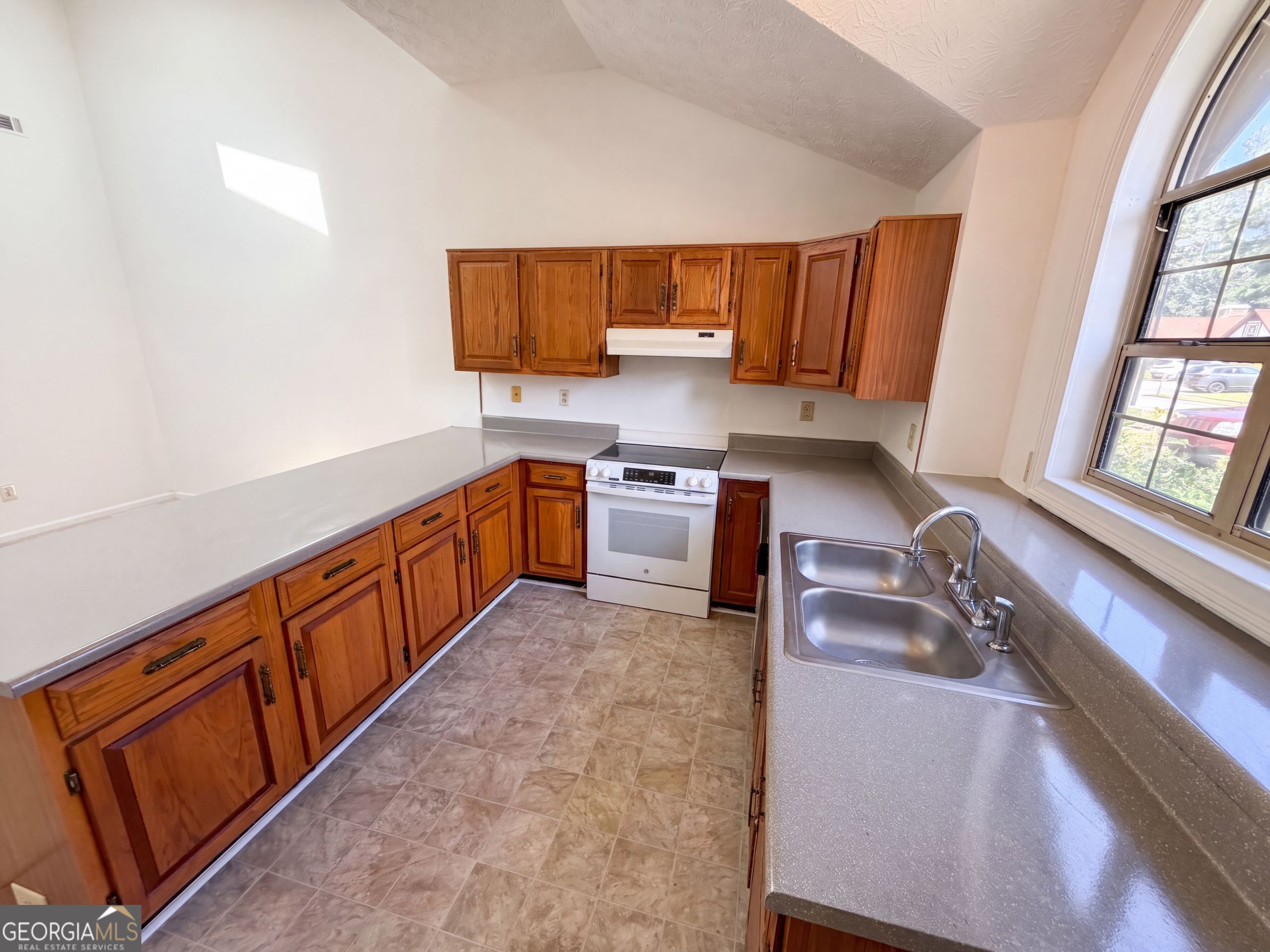 17 Dover Trail Property Photo 6