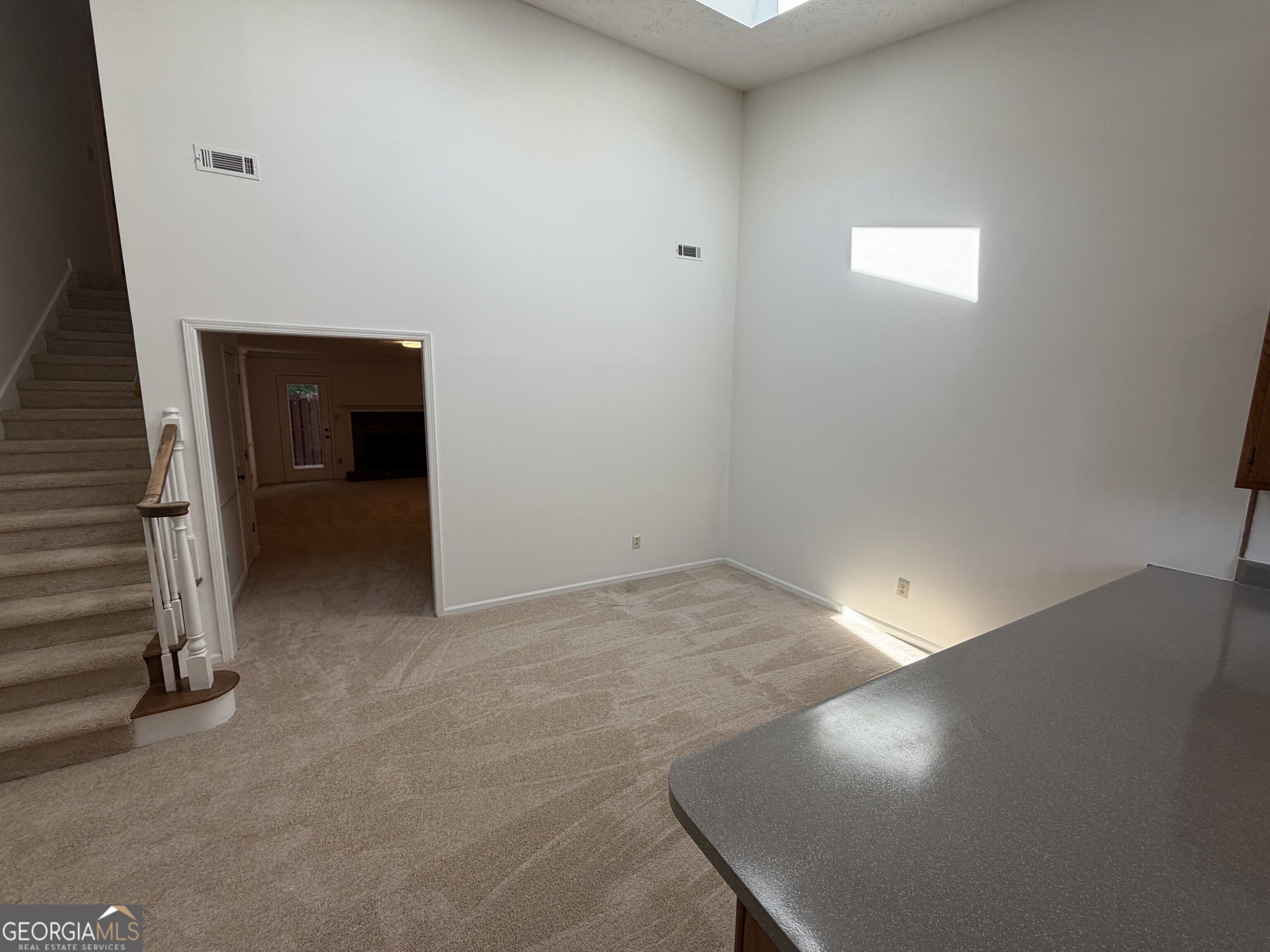 17 Dover Trail Property Photo 7