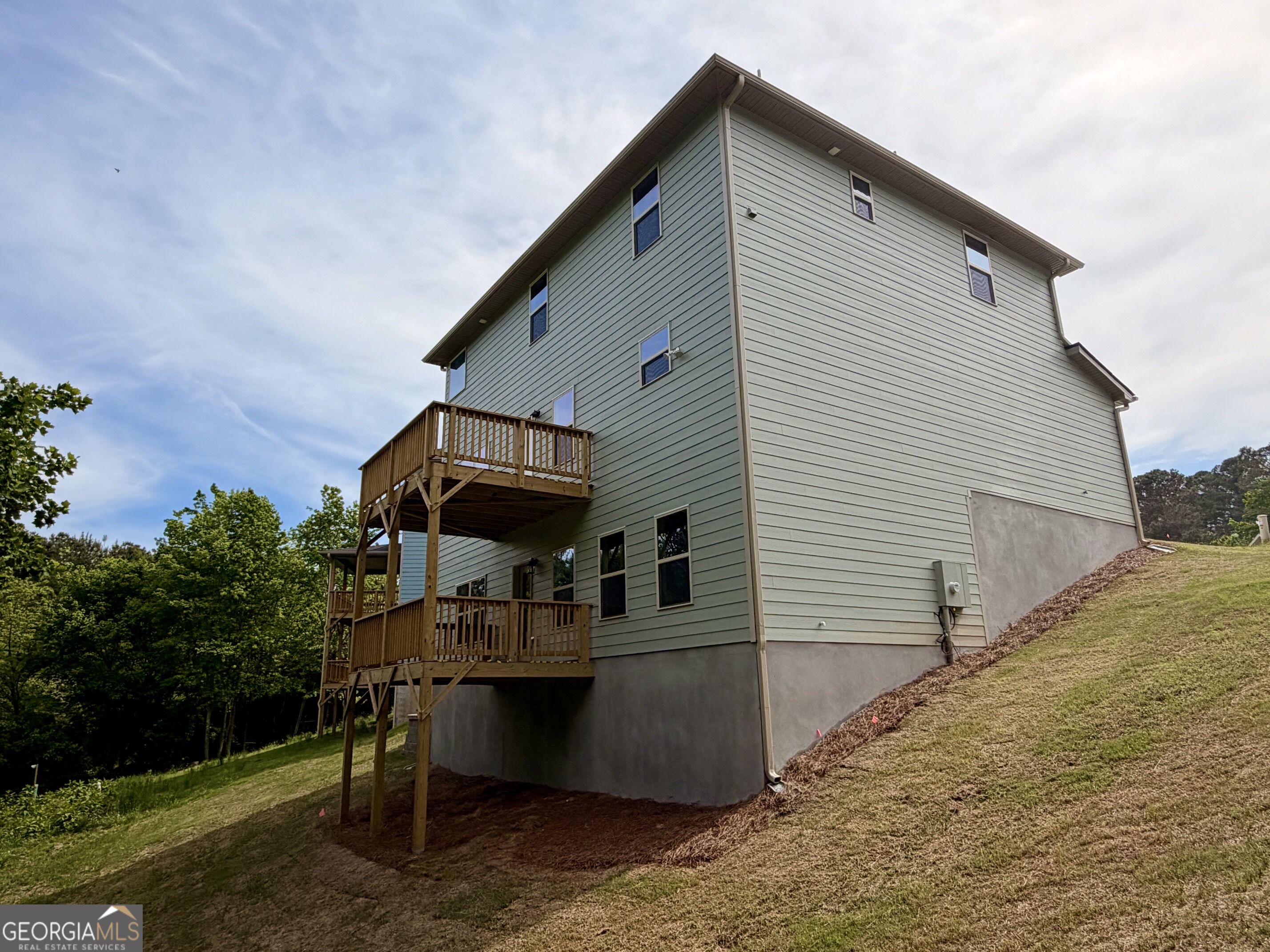484 Magnolia Grove Place Property Photo 7