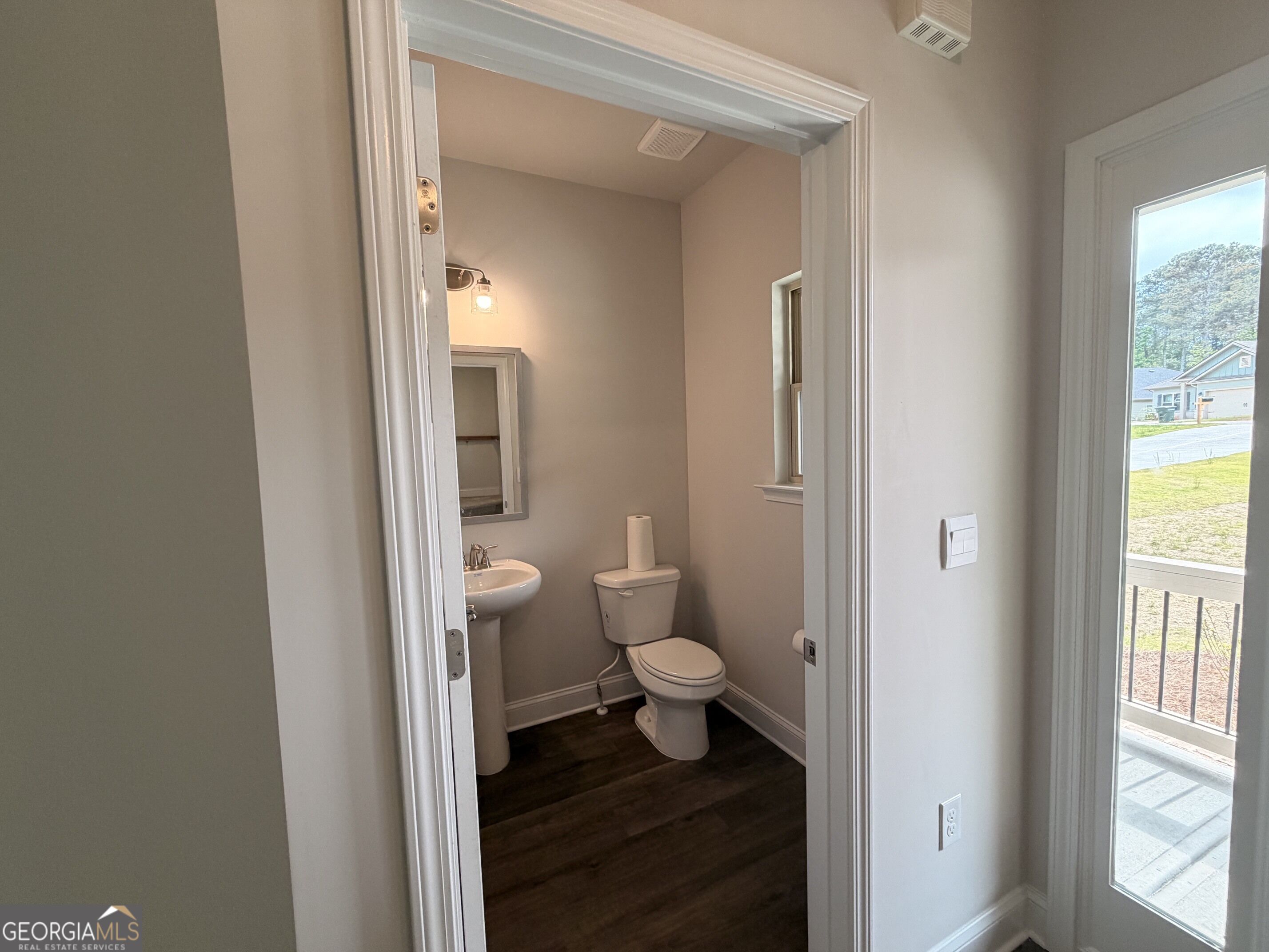 484 Magnolia Grove Place Property Photo 12