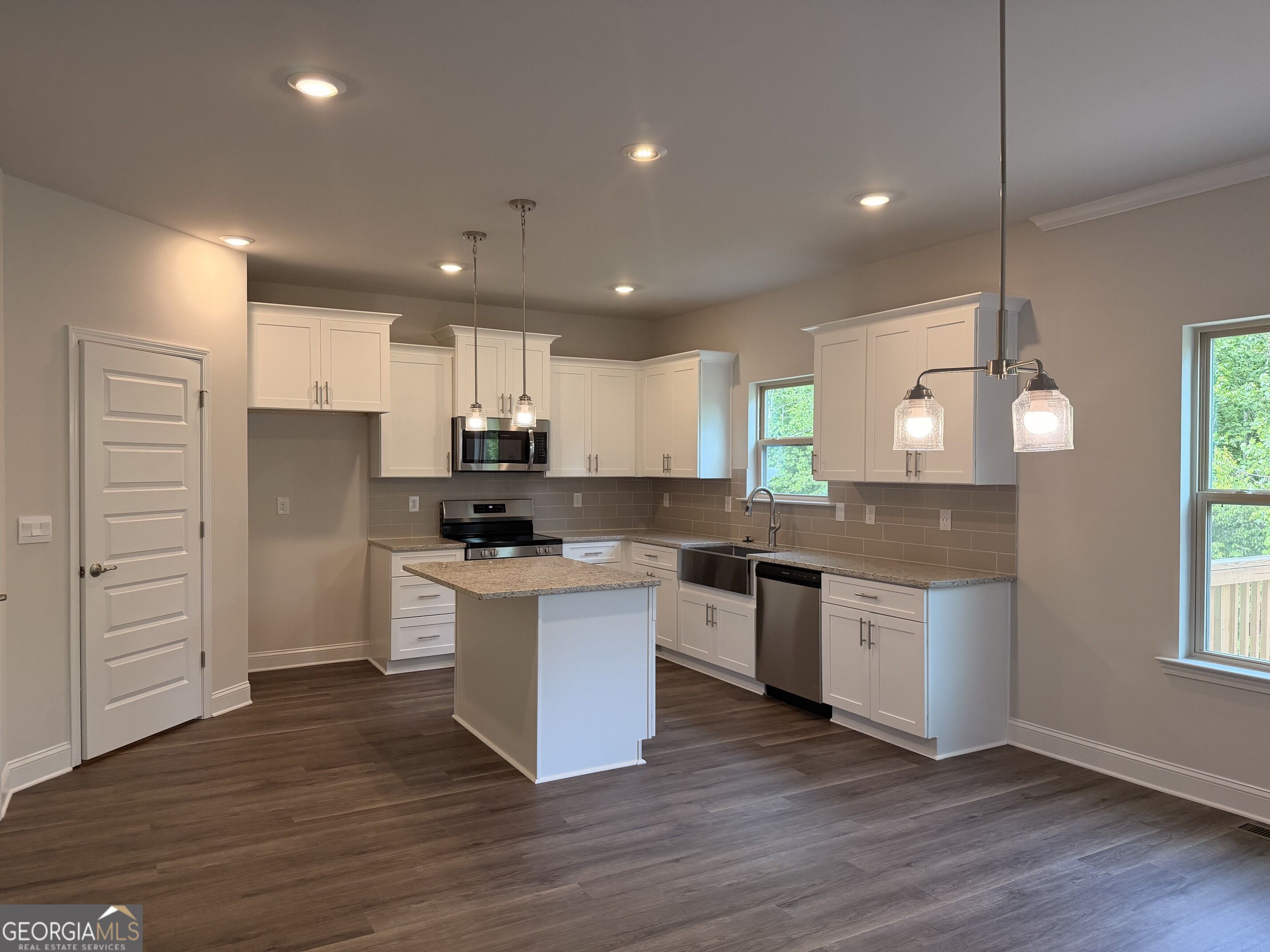484 Magnolia Grove Place Property Photo 18