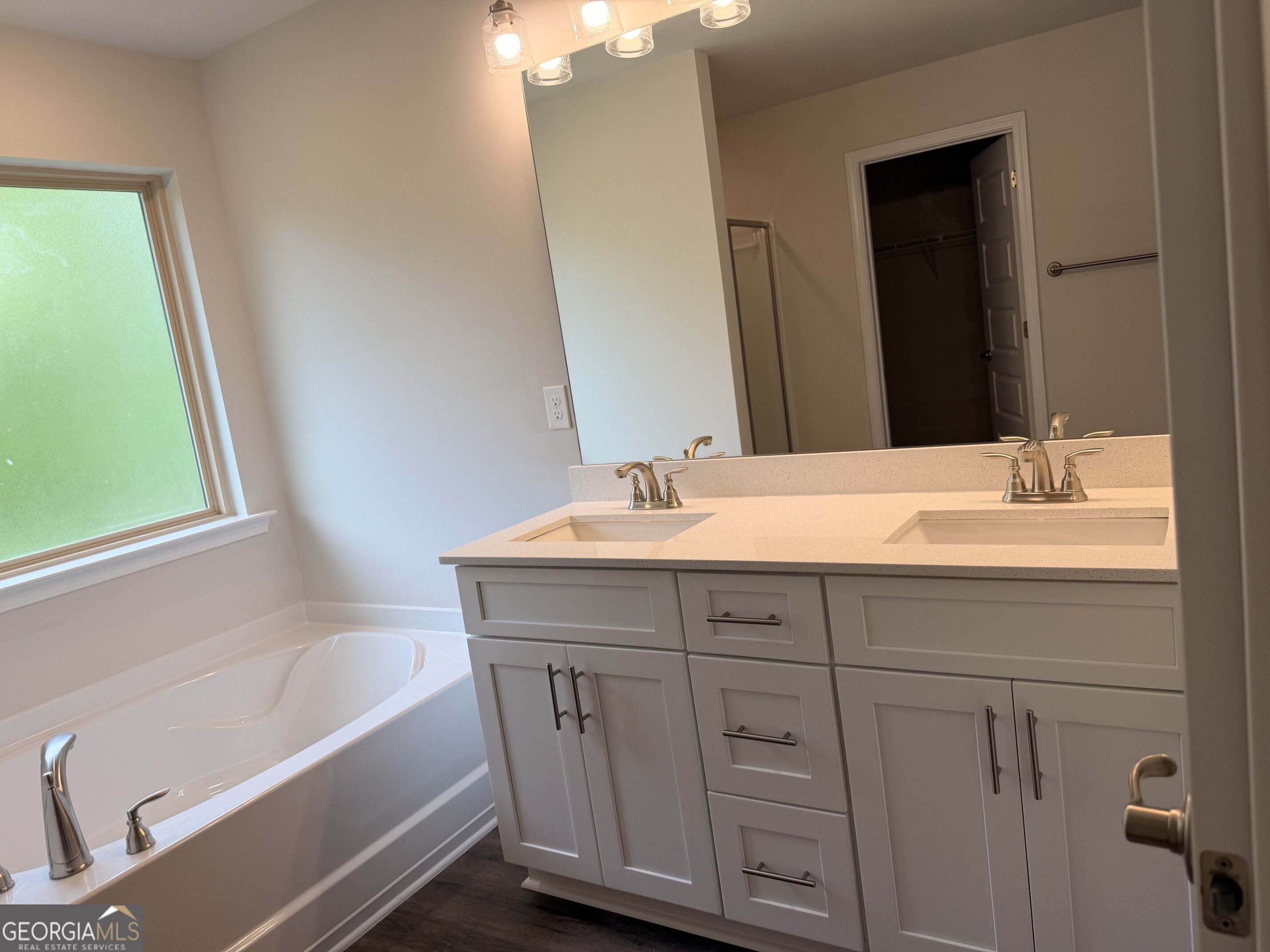 484 Magnolia Grove Place Property Photo 32