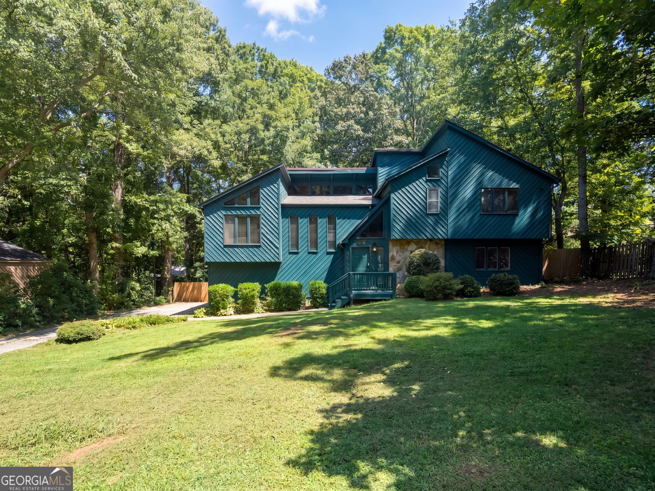 3409 Woodrun Trail Property Photo 1