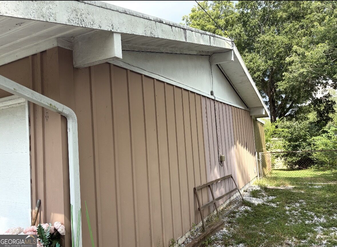 219 Robert E Lee Street Property Photo 2
