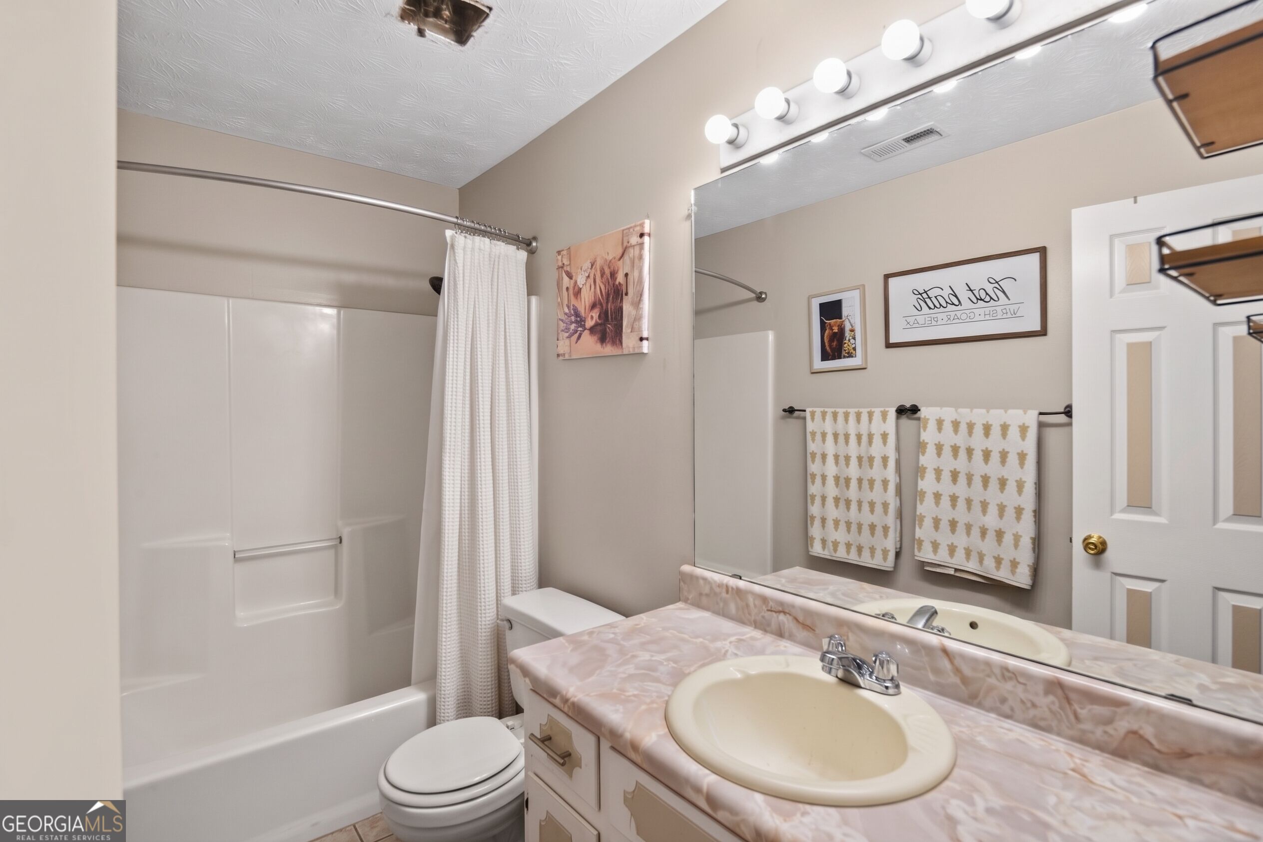 214 Walthall Road Property Photo 4