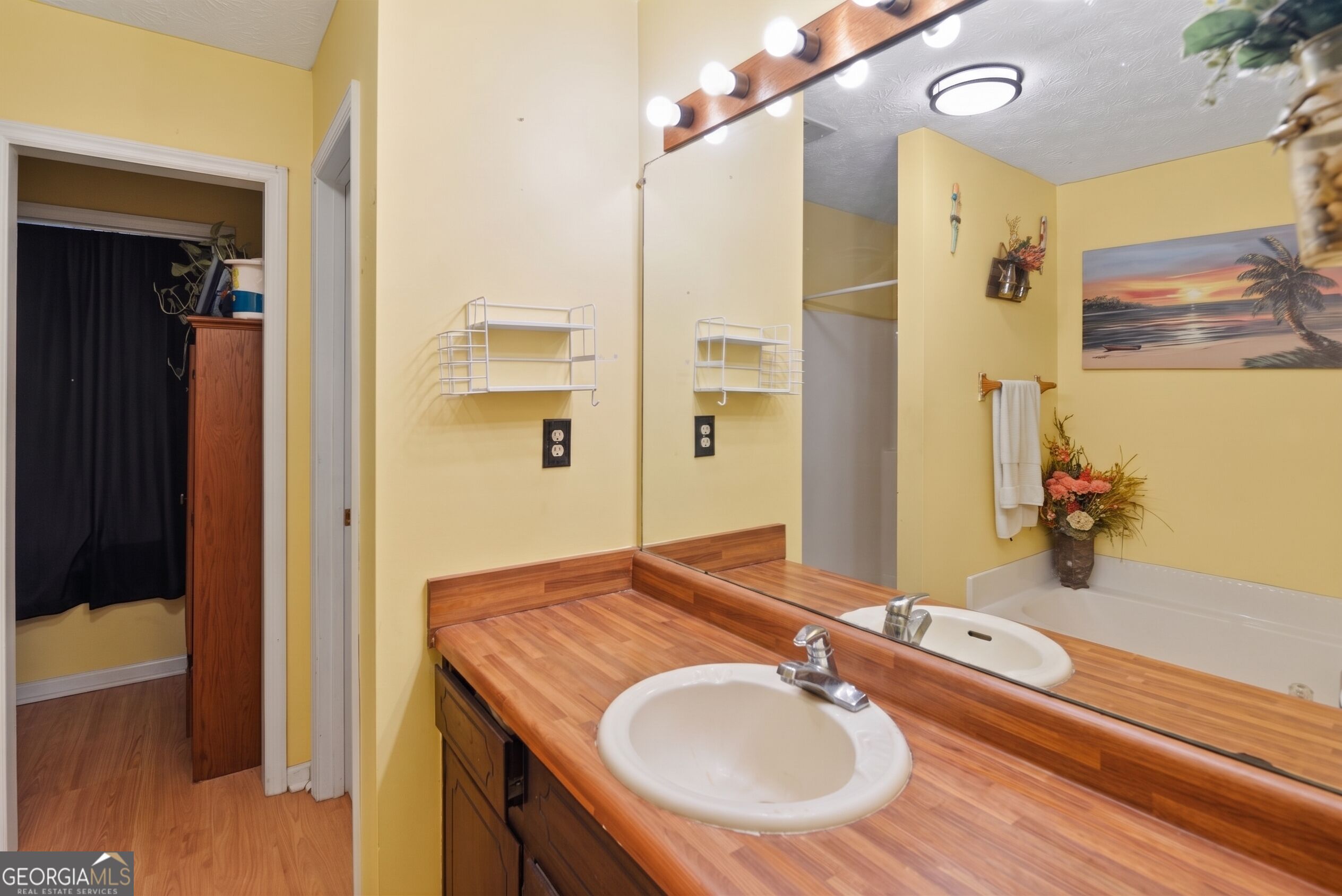 214 Walthall Road Property Photo 16