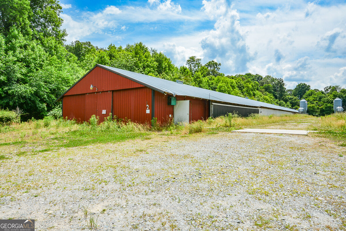 1010 Painter Road Property Photo 5