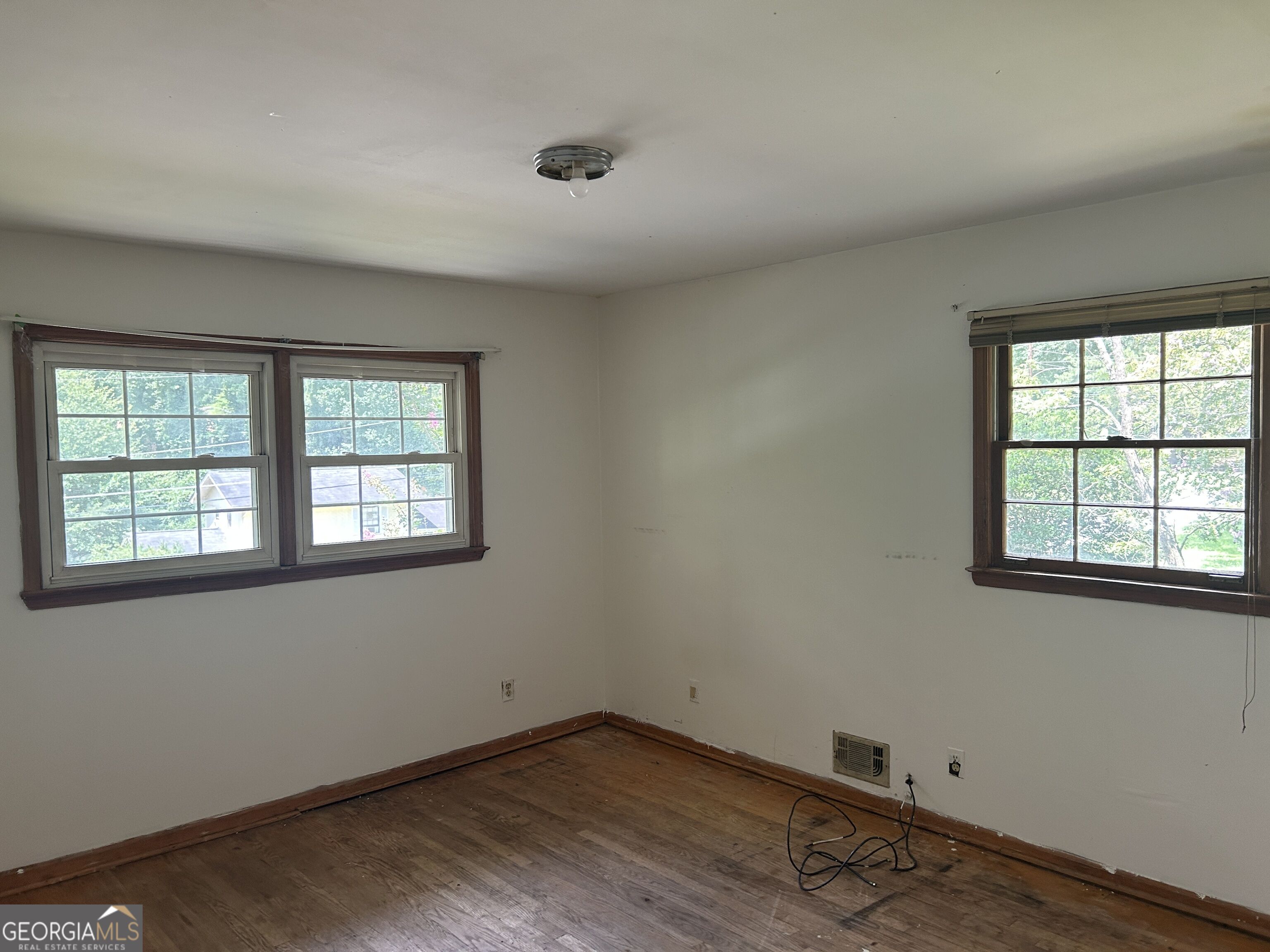 2644 Venus Way Property Photo 13