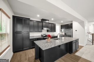 1049 Climbing Rose Way Property Photo 17