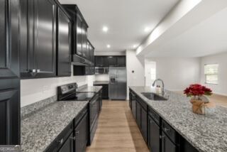 1049 Climbing Rose Way Property Photo 18