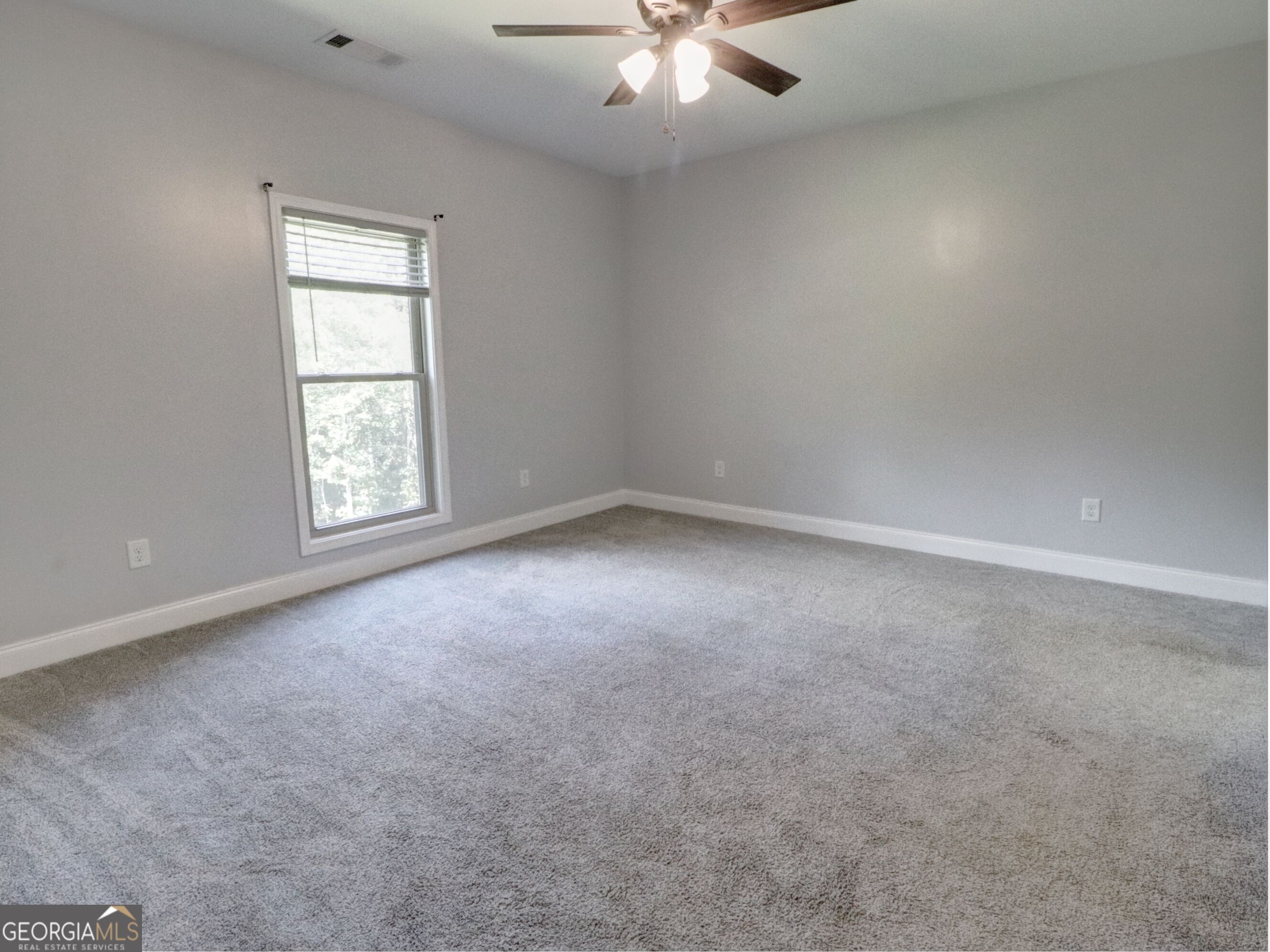 294 Rainbow Circle Property Photo 18