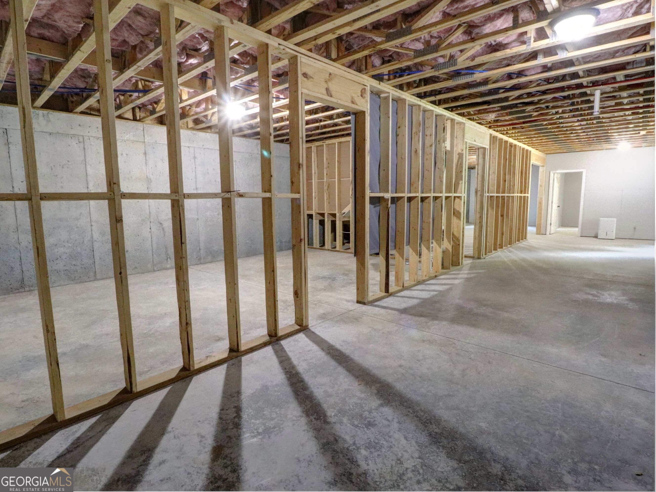 294 Rainbow Circle Property Photo 32