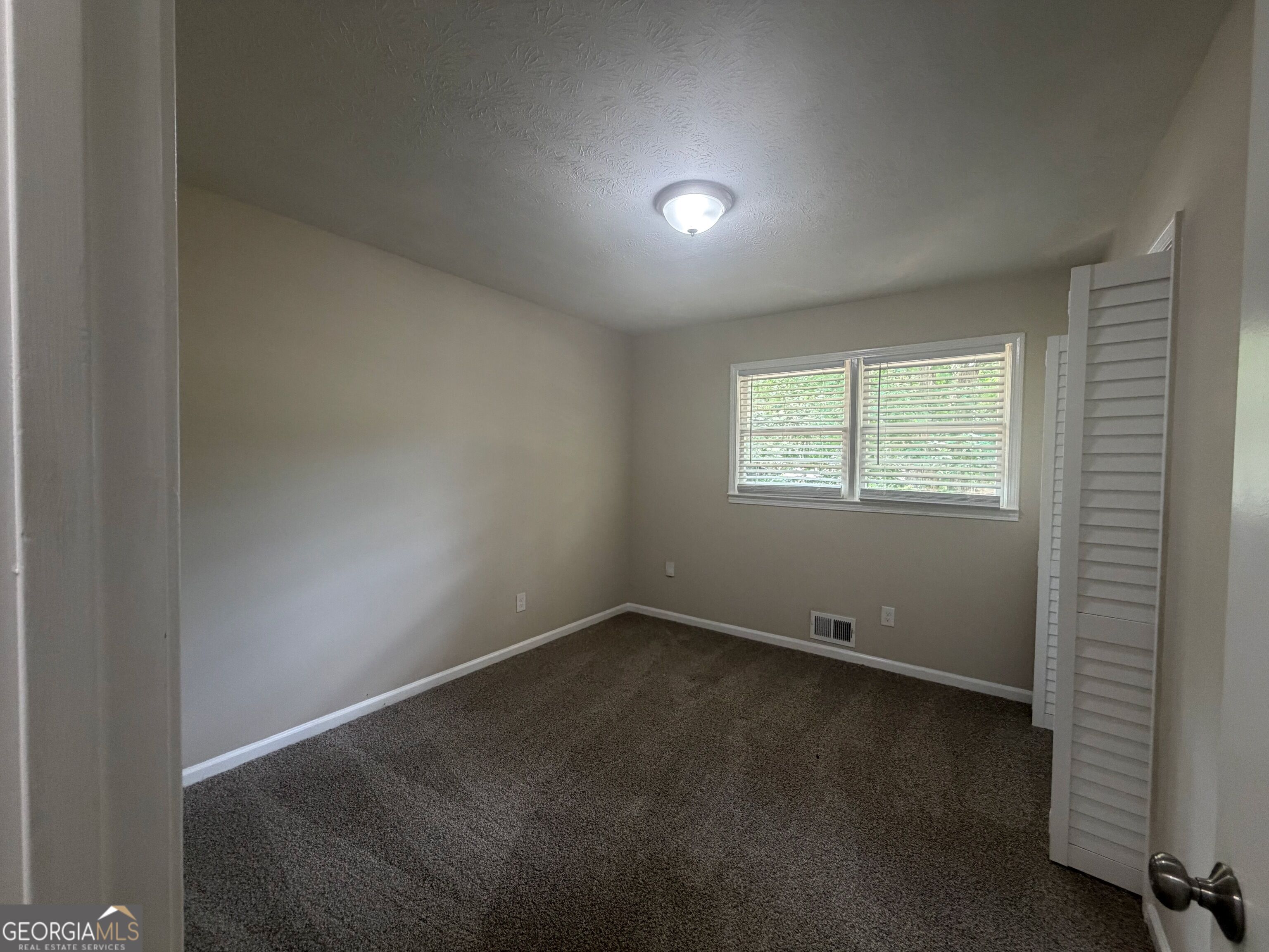 3964 Summit Drive Property Photo 7