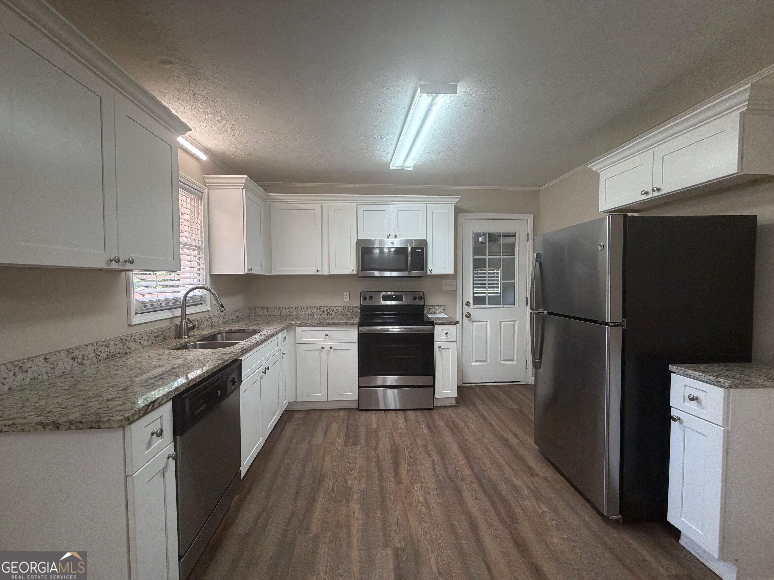 3964 Summit Drive Property Photo 12