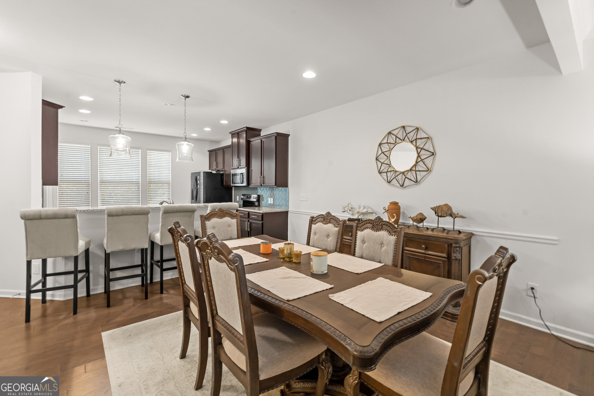 4282 Morning View Property Photo 4