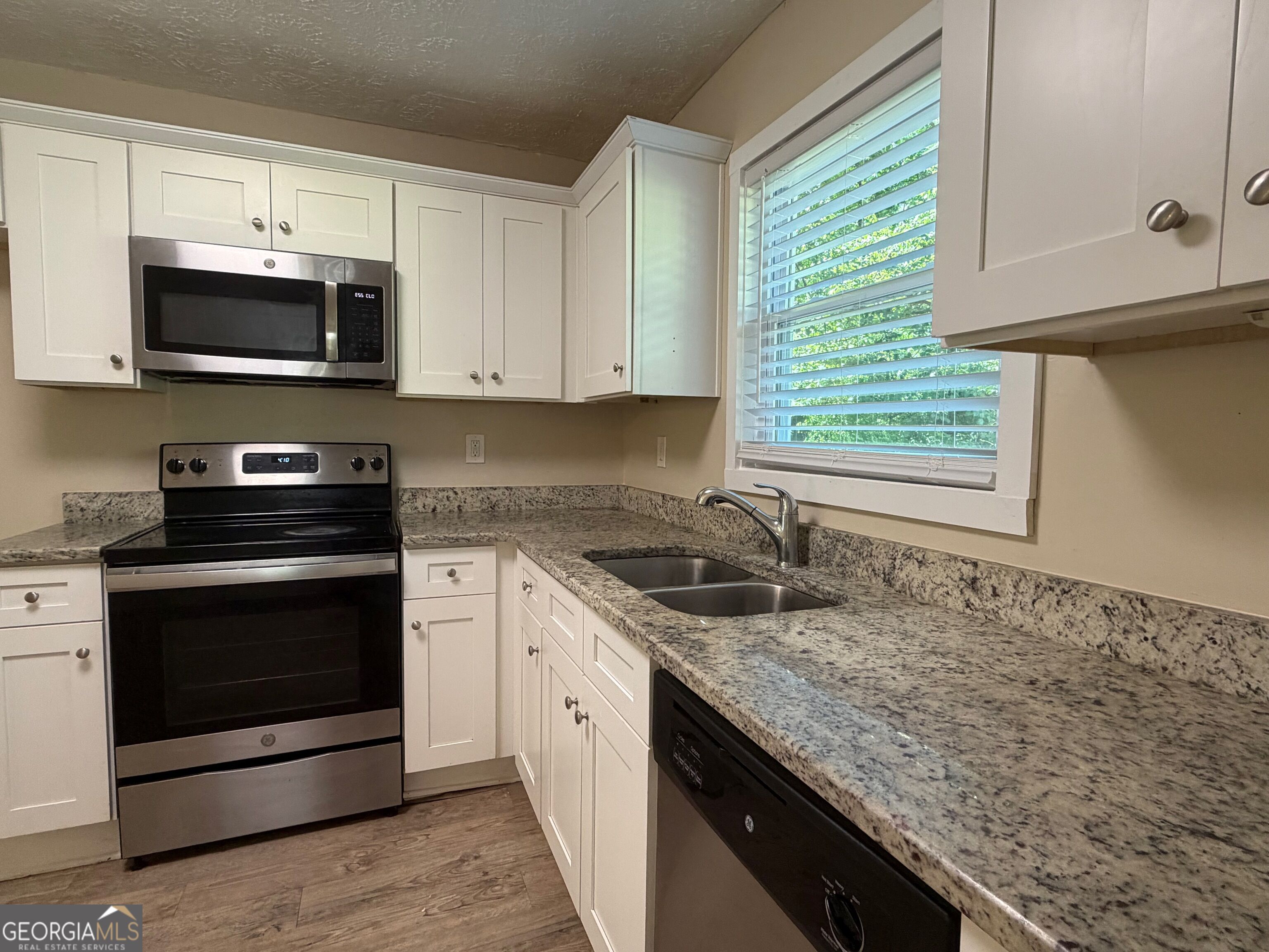4282 Clearview Drive Property Photo 11