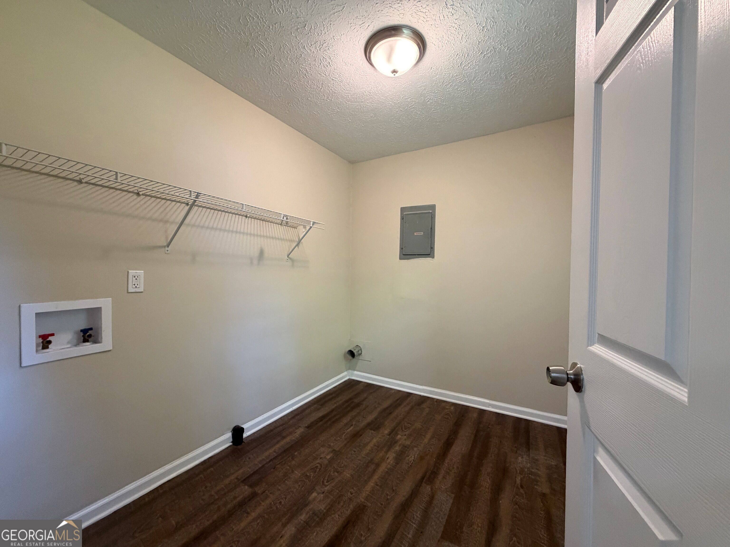 4920 Duncan Drive Property Photo 9
