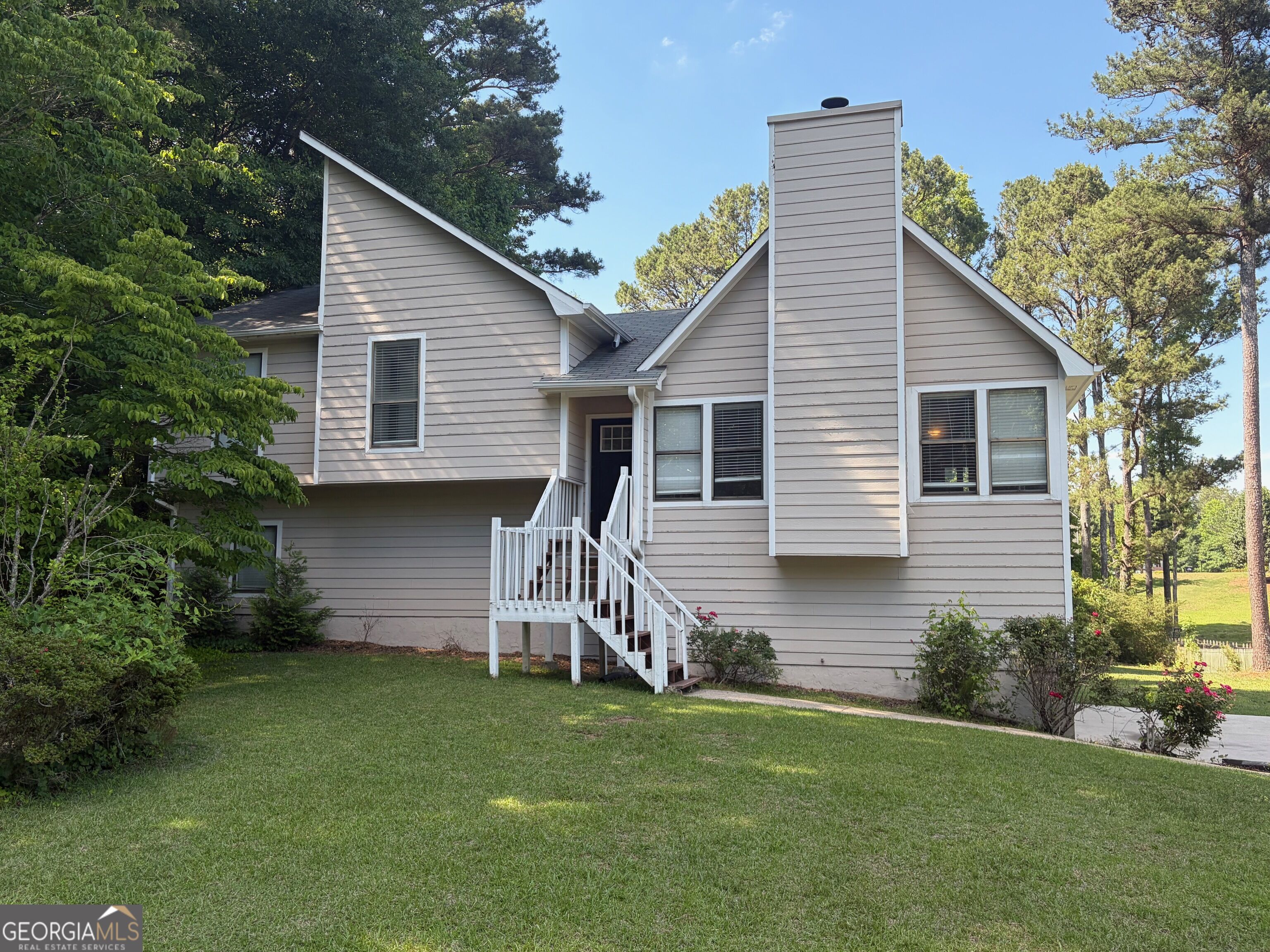 5236 Pine Way Road Property Photo 2