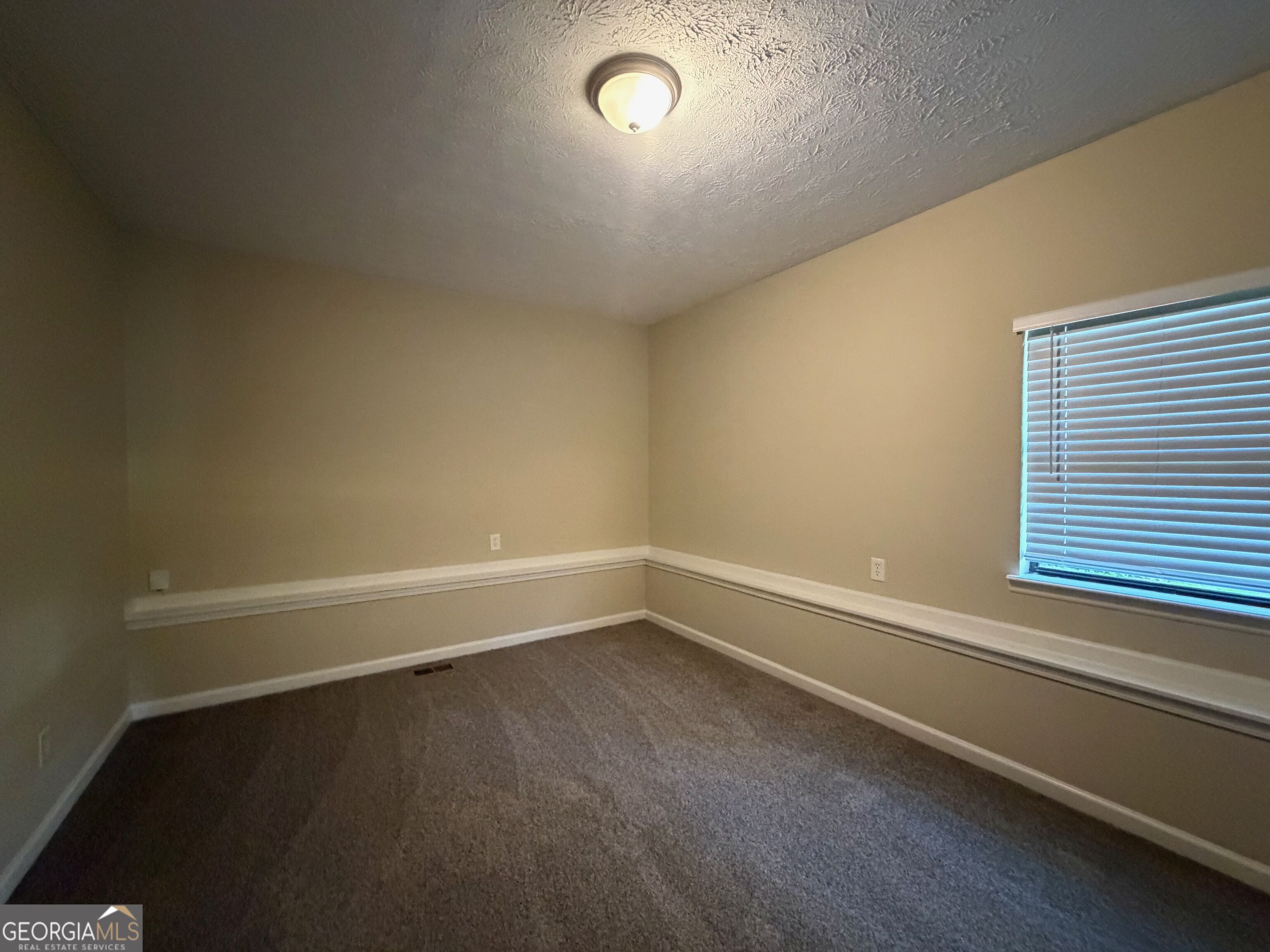 5236 Pine Way Road Property Photo 7