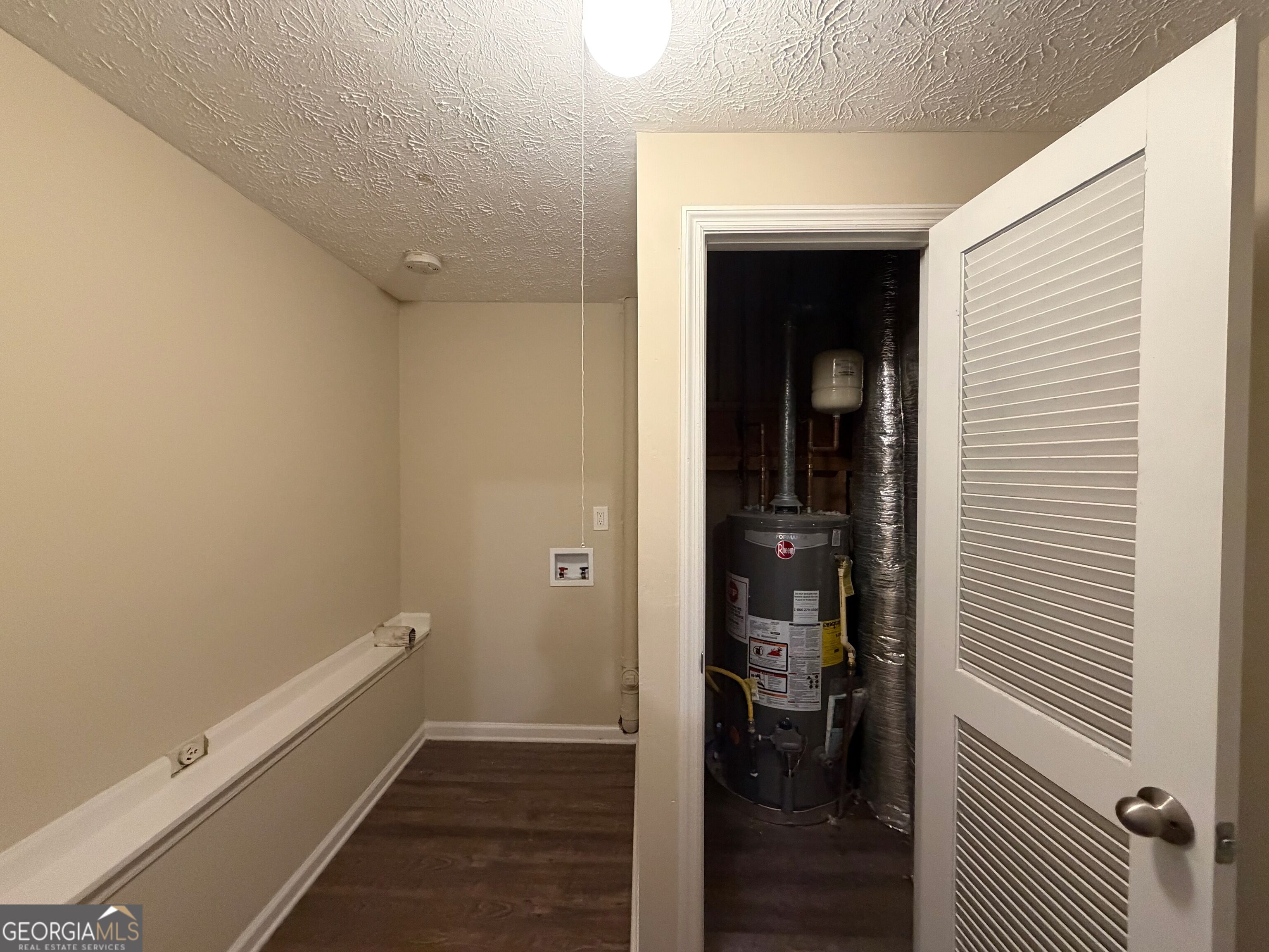 5236 Pine Way Road Property Photo 8