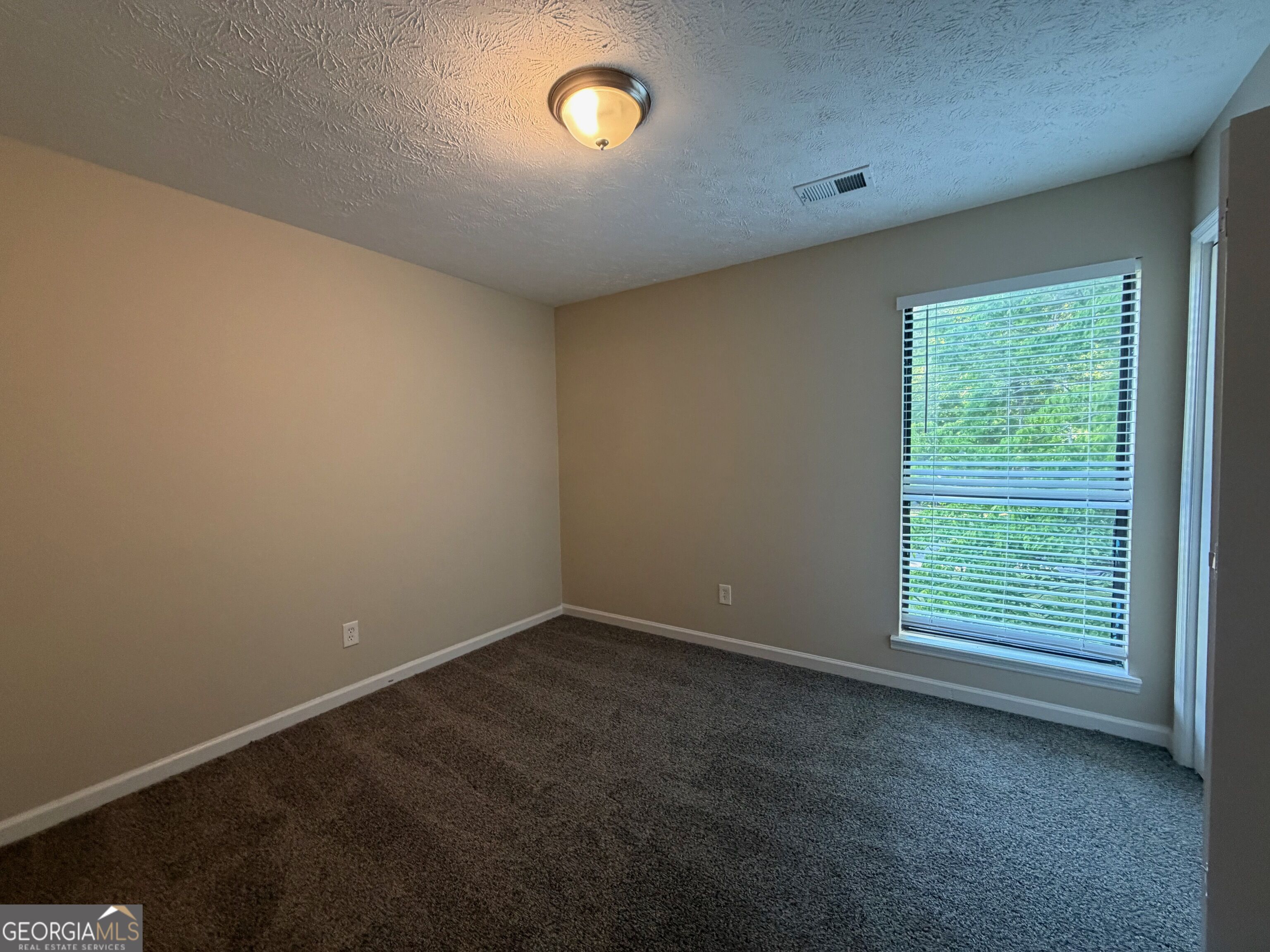 5236 Pine Way Road Property Photo 10