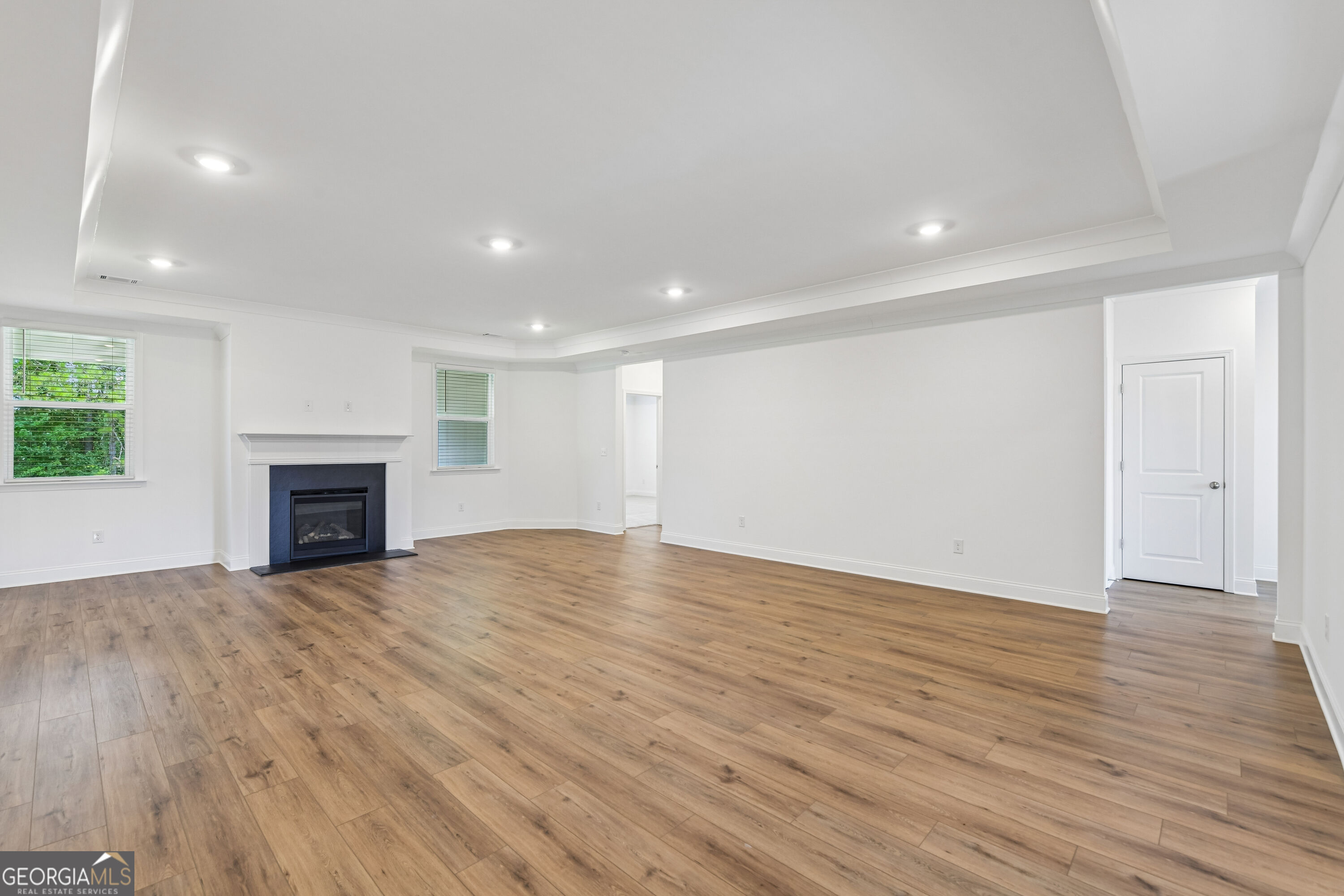 230 Flat Shoal Drive Property Photo 4