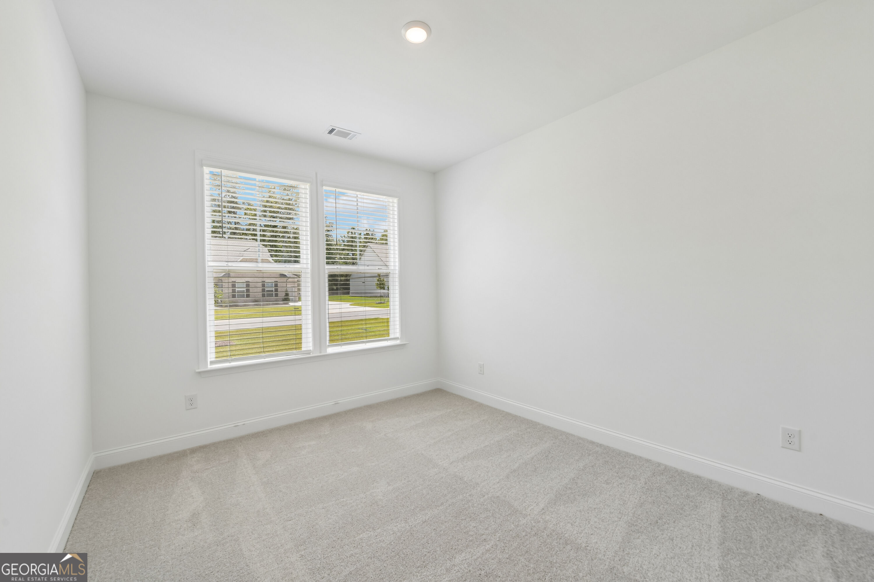 205 Flat Shoal Drive Property Photo 5