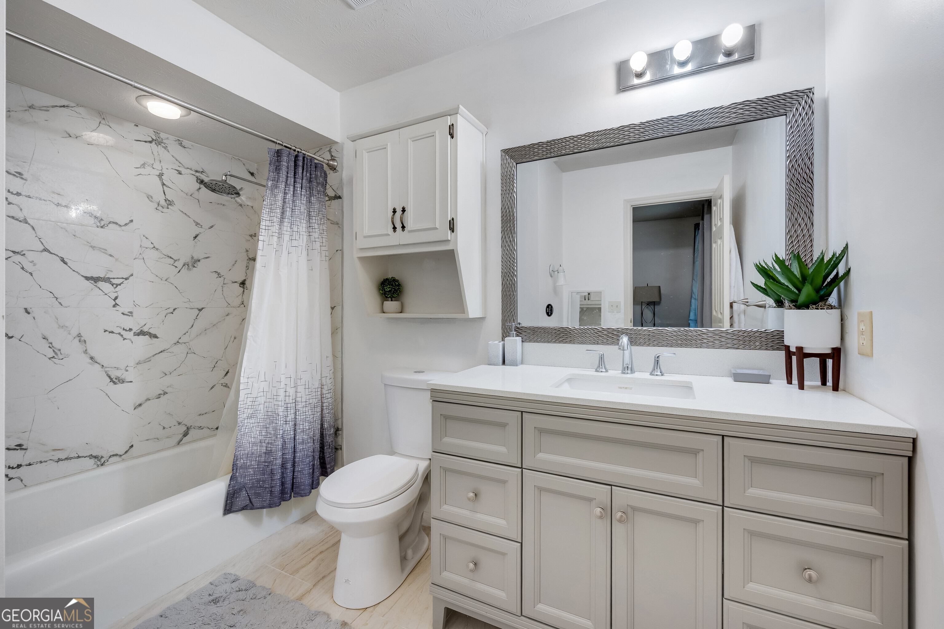 6517 Charter Oaks Circle Property Photo 12