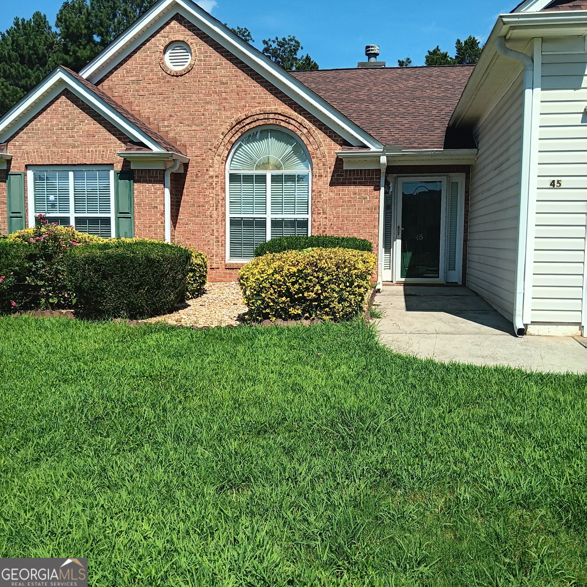 45 Saddlebrook Lane Property Photo 1