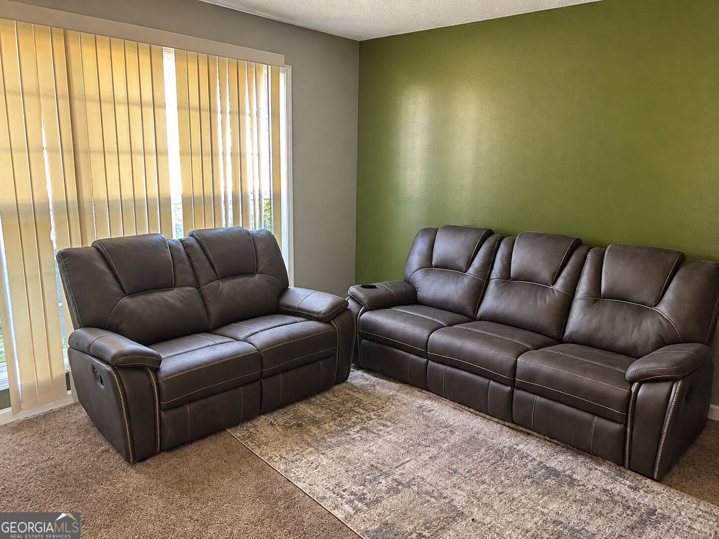 1393 Amaryllis Way Property Photo 4