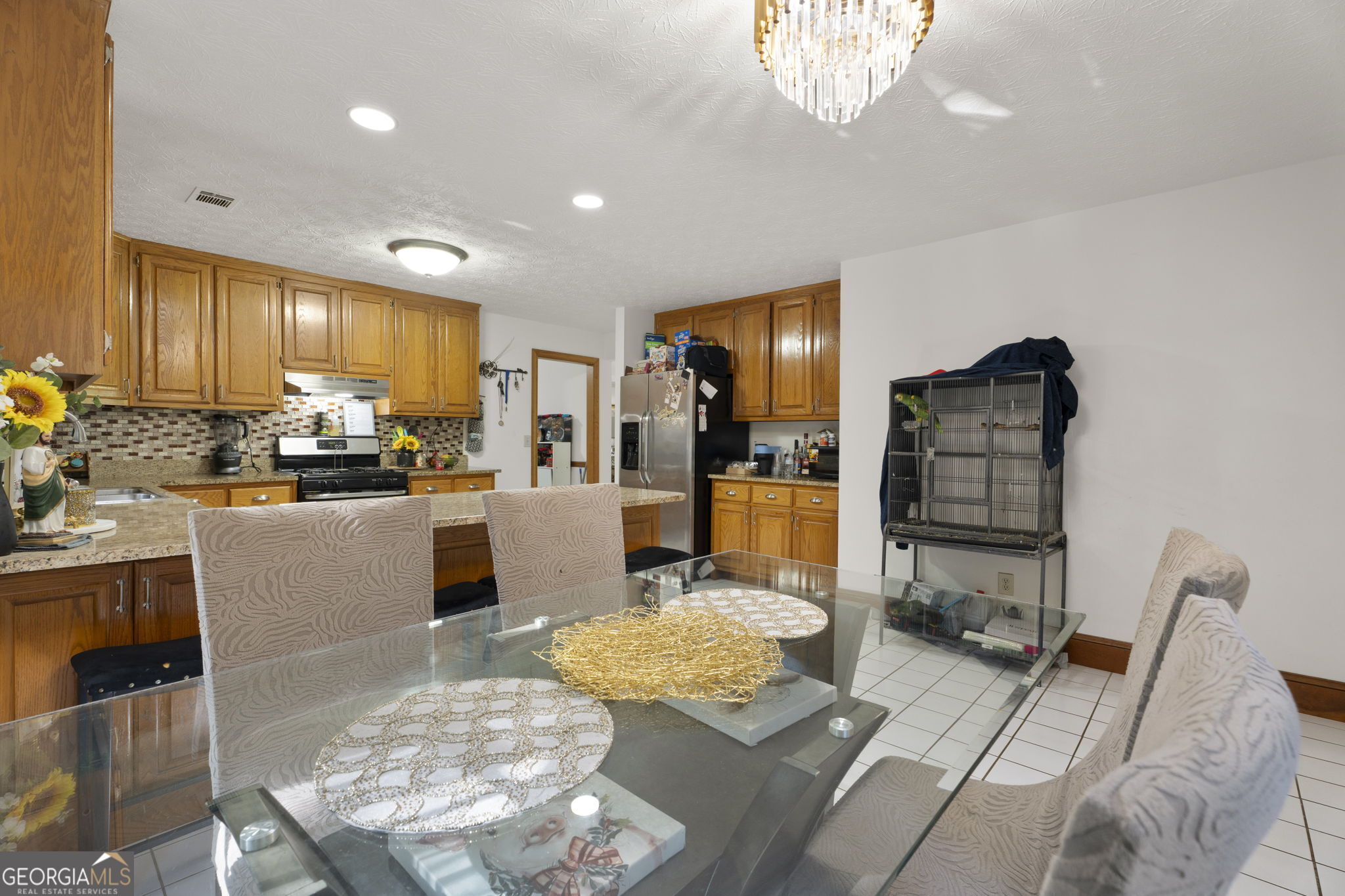 735 Chambers Road Property Photo 11