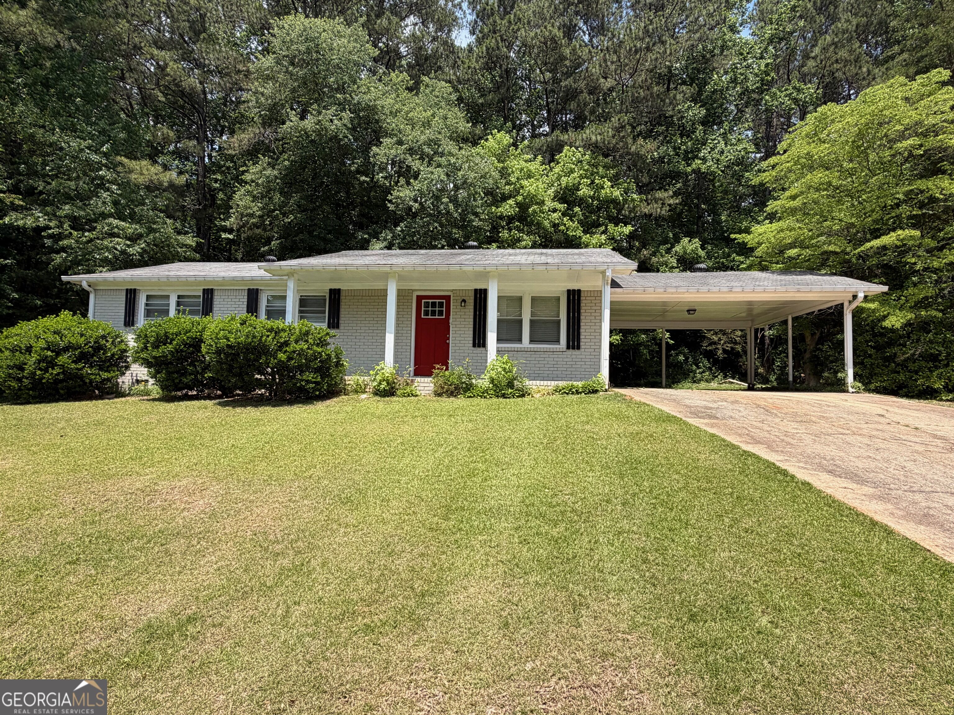 2192 Chestnut Log Loop Property Photo 2